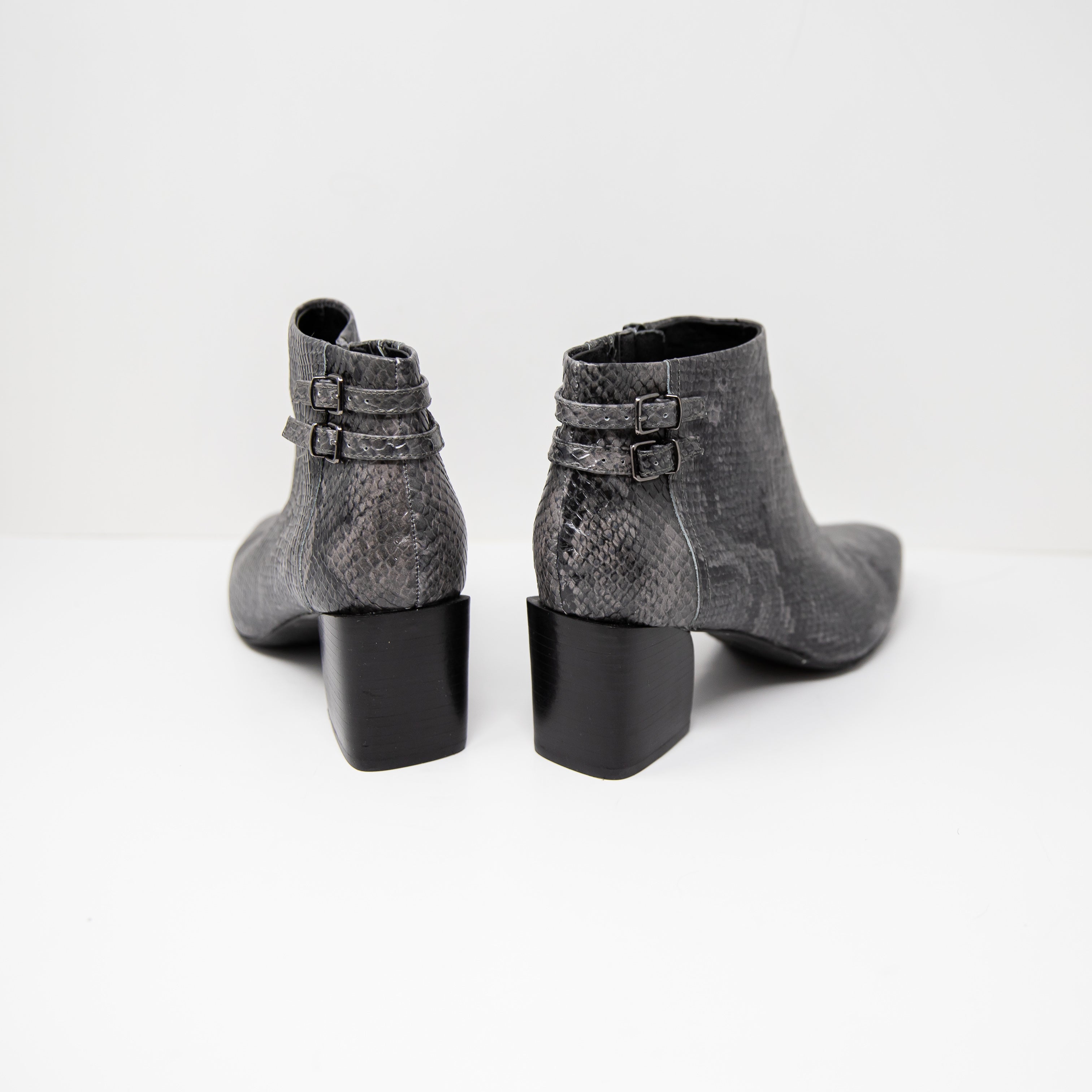 Donald Pliner Alek Women's Faux Snake Embossed Leather Ankle Heel Booties Shoes