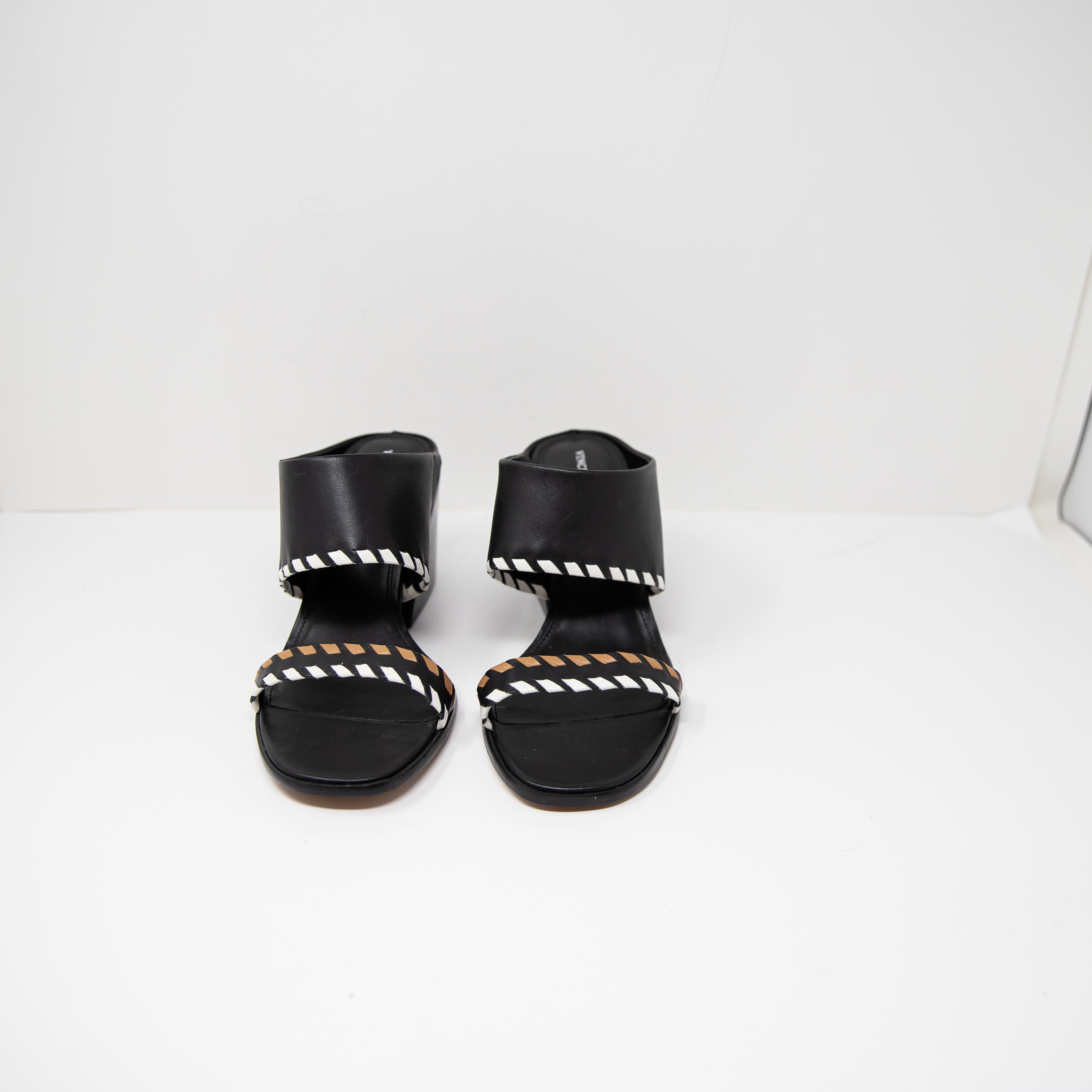 NEW Vince Camuto Kafinny Genuine Leather Whip Stitch Open Toe Block Heel Sandal