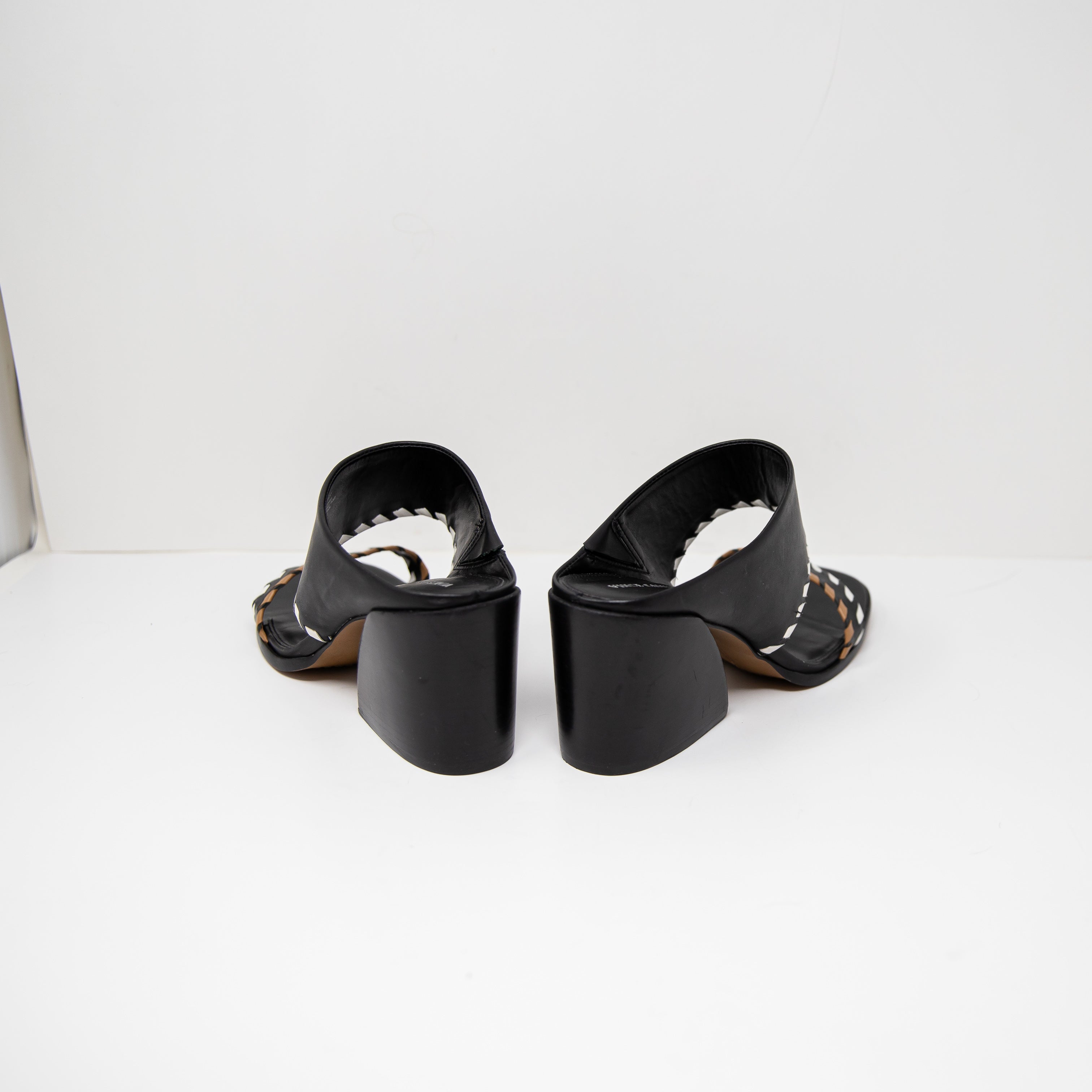 NEW Vince Camuto Kafinny Genuine Leather Whip Stitch Open Toe Block Heel Sandal