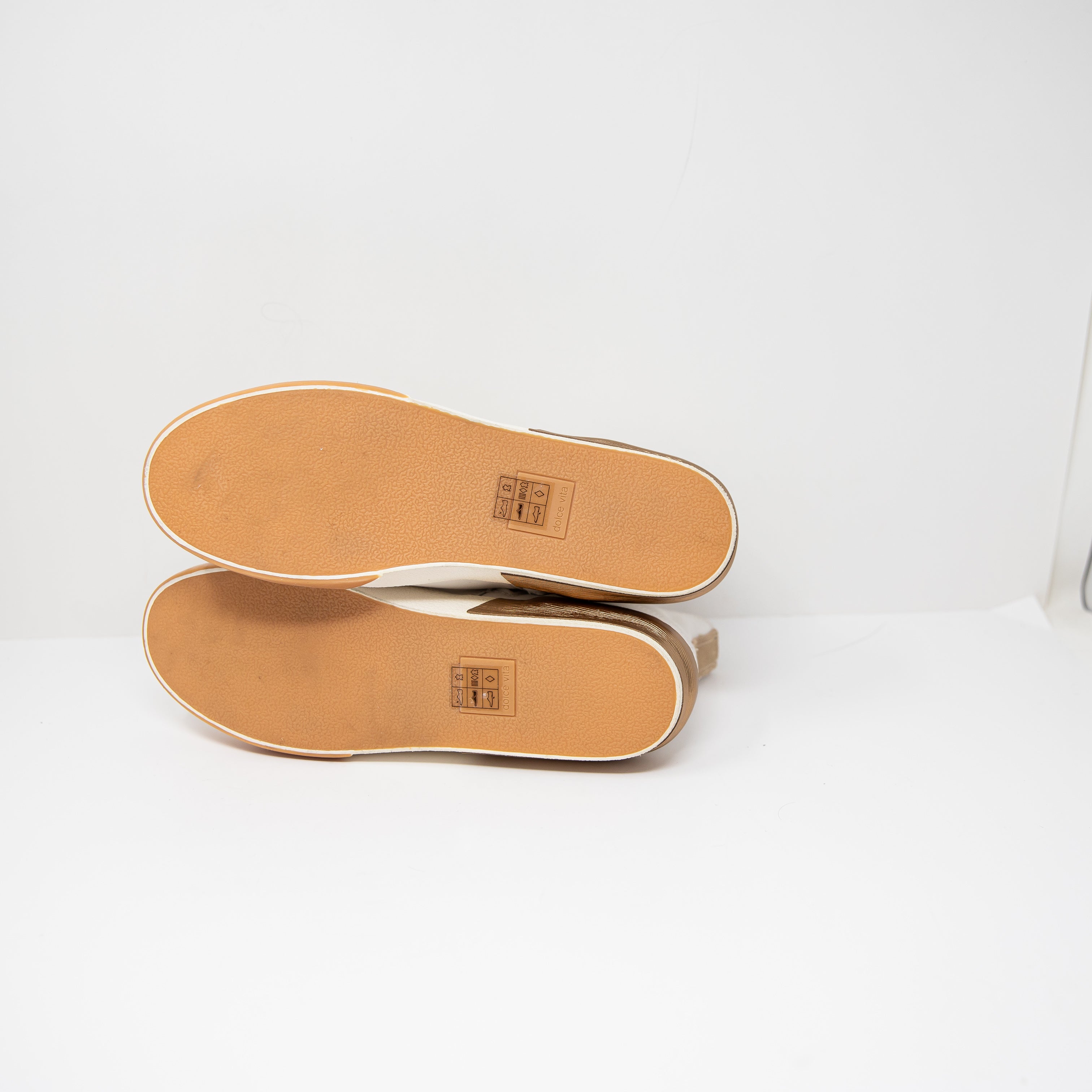 NEW Dolce Vita Zohara Genuine Leather High Top Lace Up Sneakers Shoes White 11