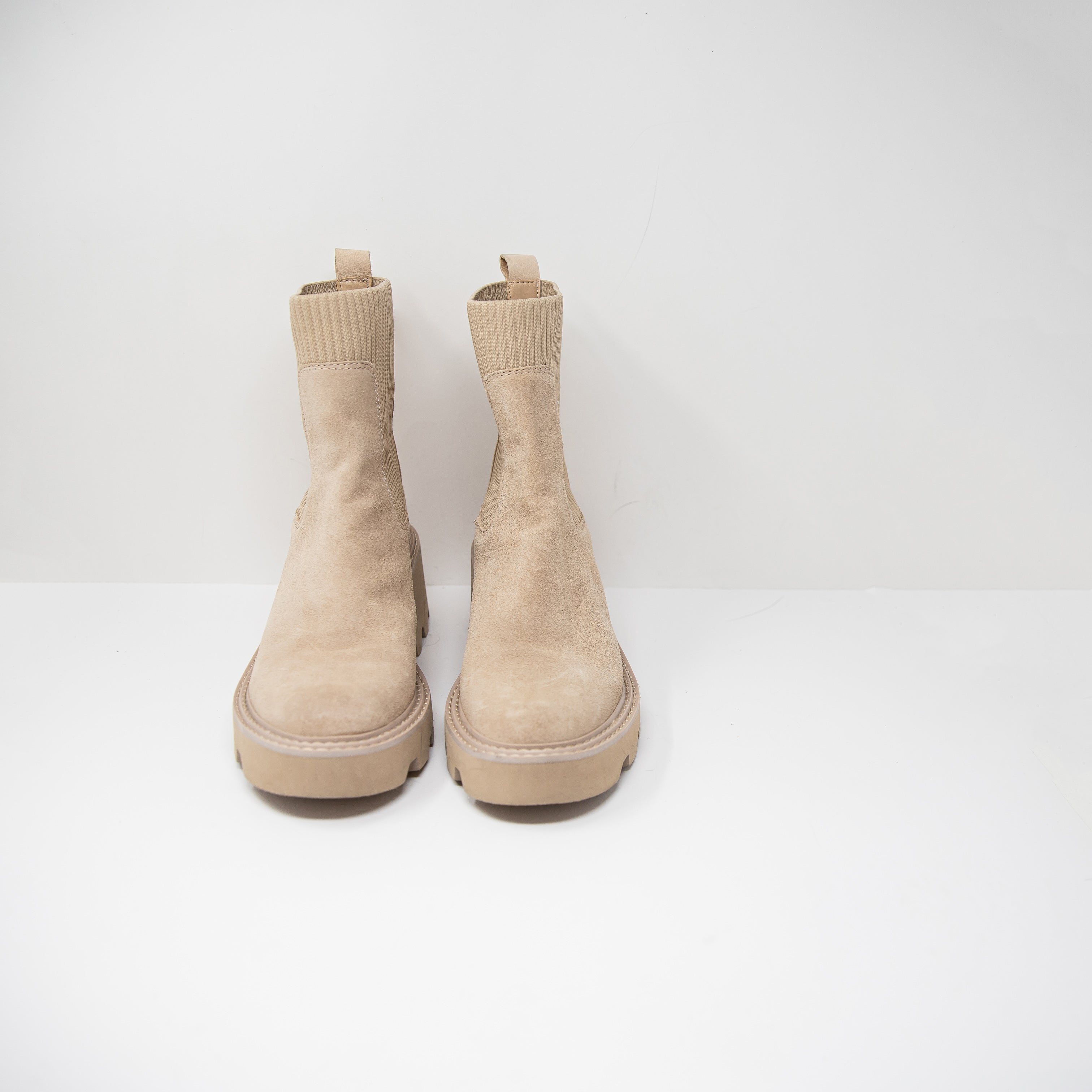 Dolce Vita Women's Hoven H2O Water Resistant Lug Sole Pull On Booties Shoes 11