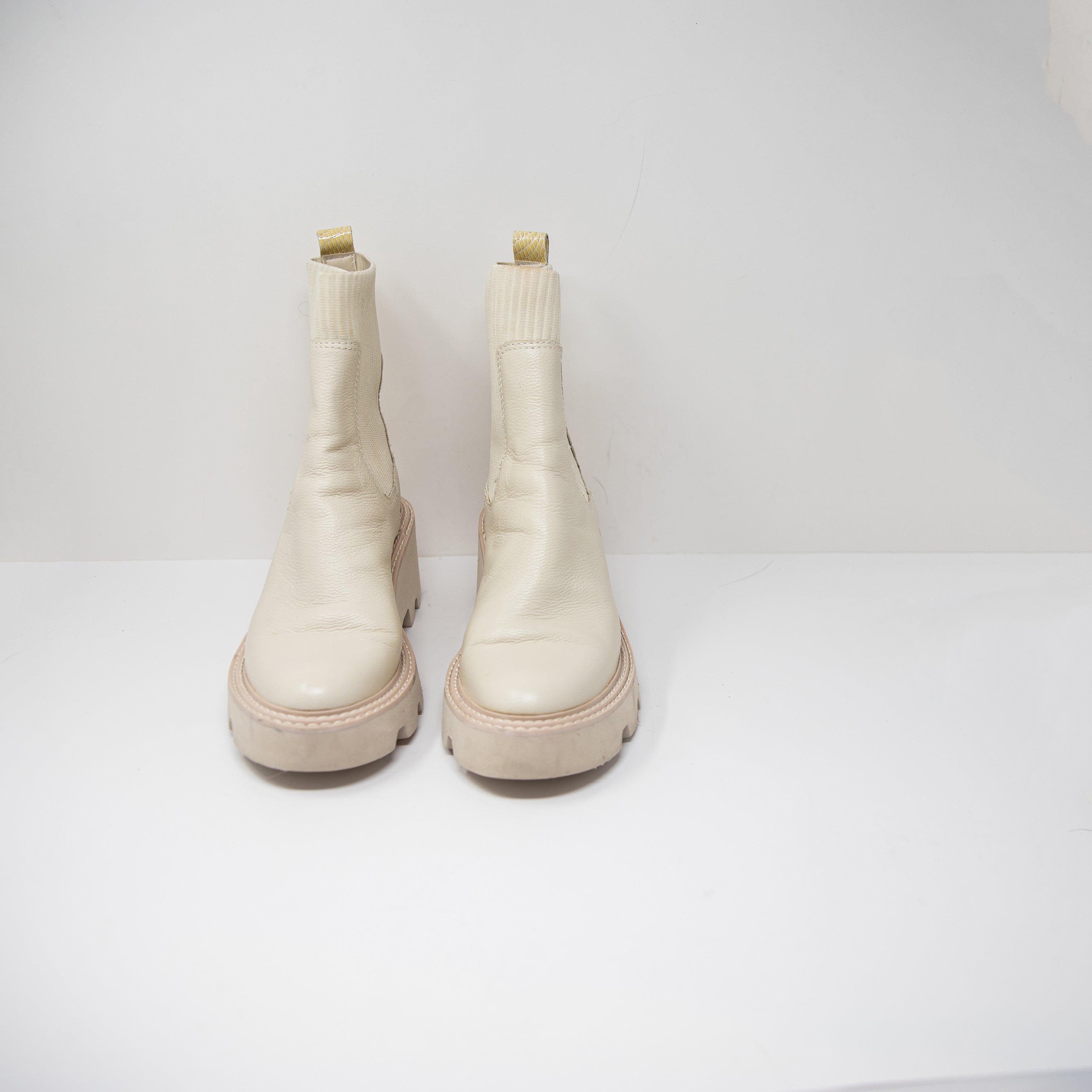 Dolce Vita Hoven H2O Water Resistant Lug Sole Pull On Booties Shoes Ivory 11