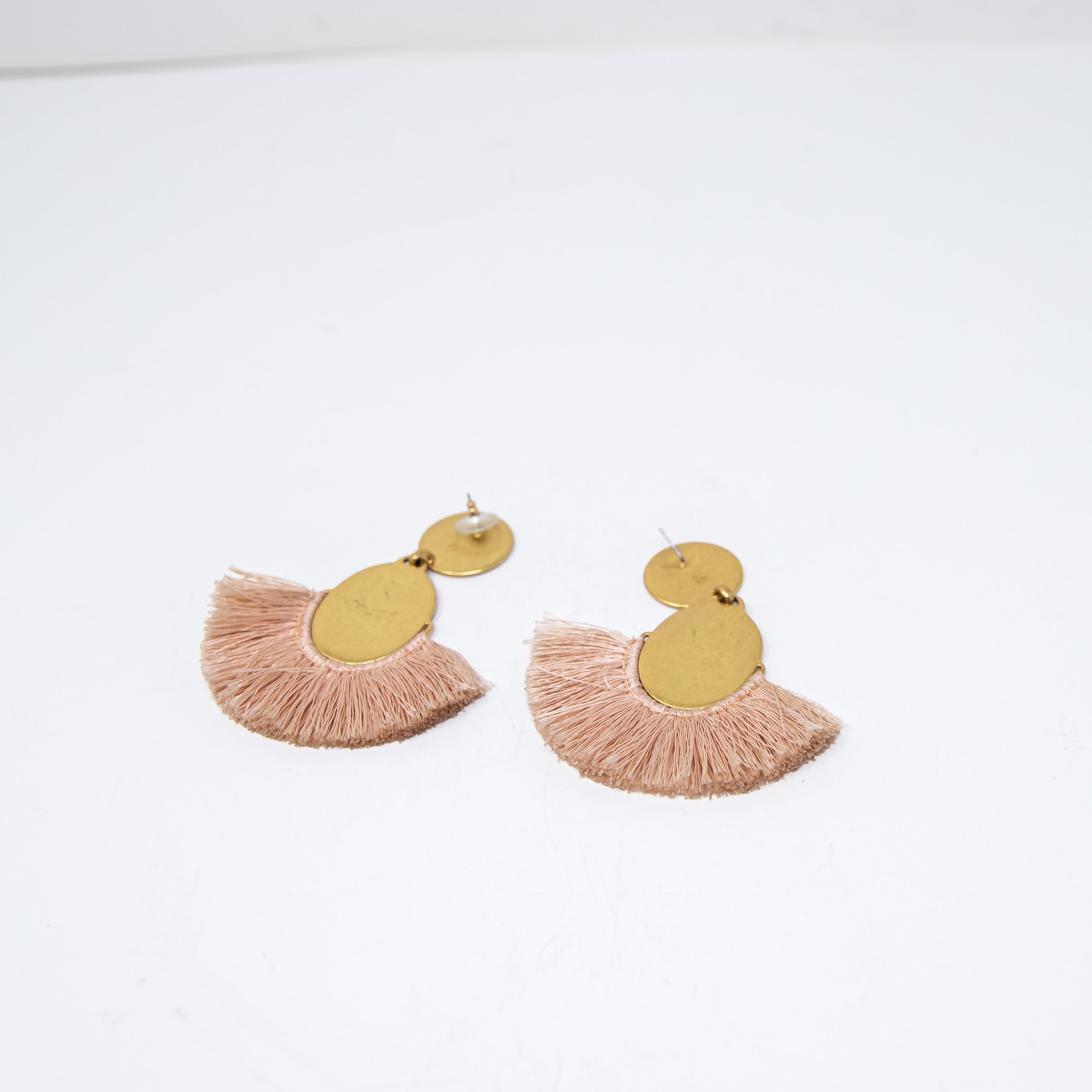 India Hicks Thread Drop Fringe Tassel Hammered Gold Statement Earrings Pink