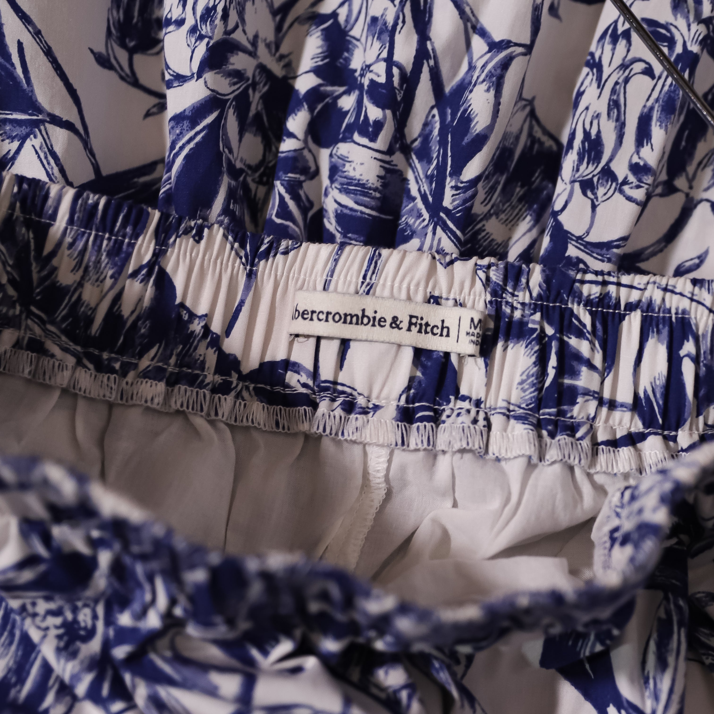 Abercrombie & Fitch Cotton Blend Blue White Floral Flower Print Maxi Skirt M