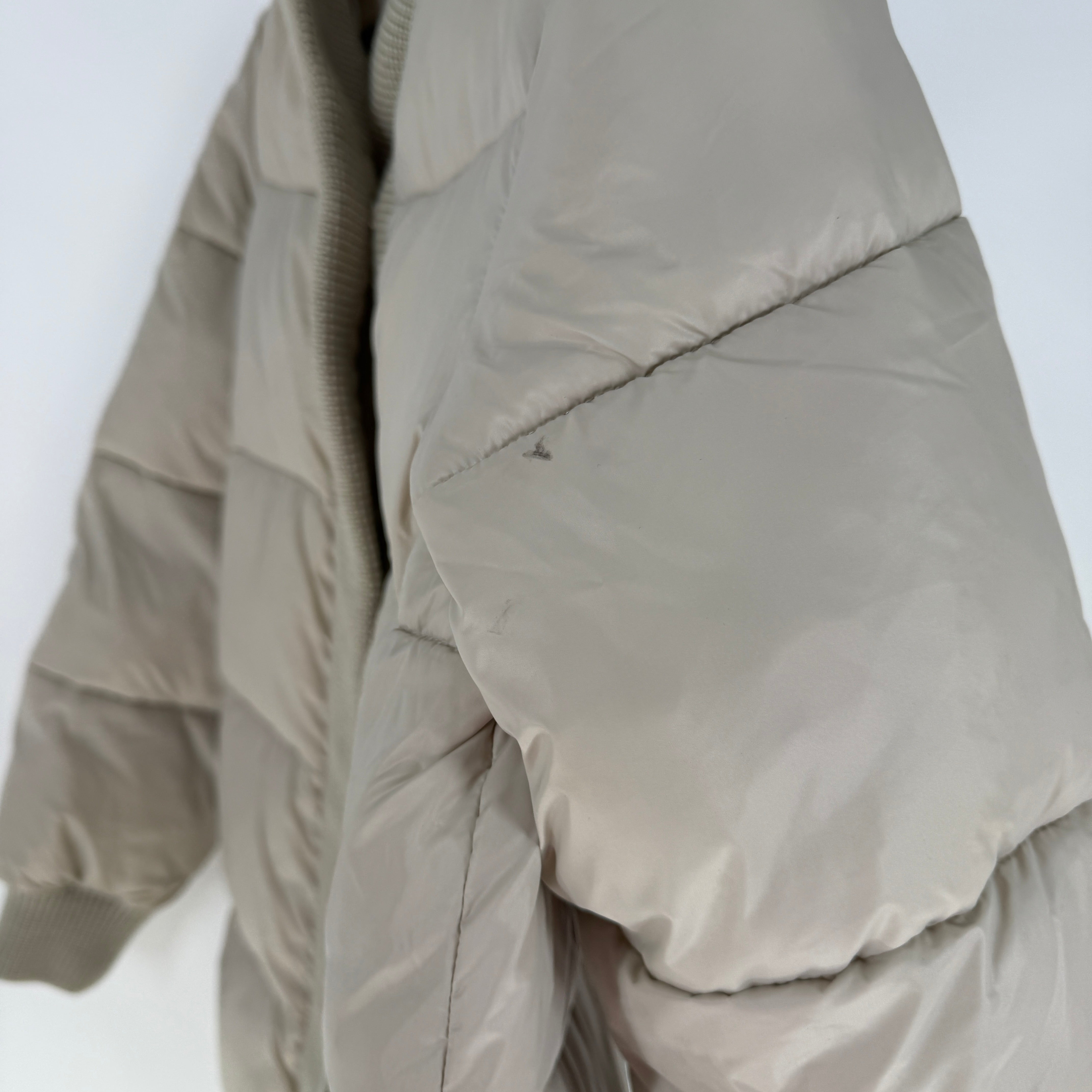 Varley Baldwin Faux Down Fill Quilted Puffer Jacket Coat Silver Lining Small