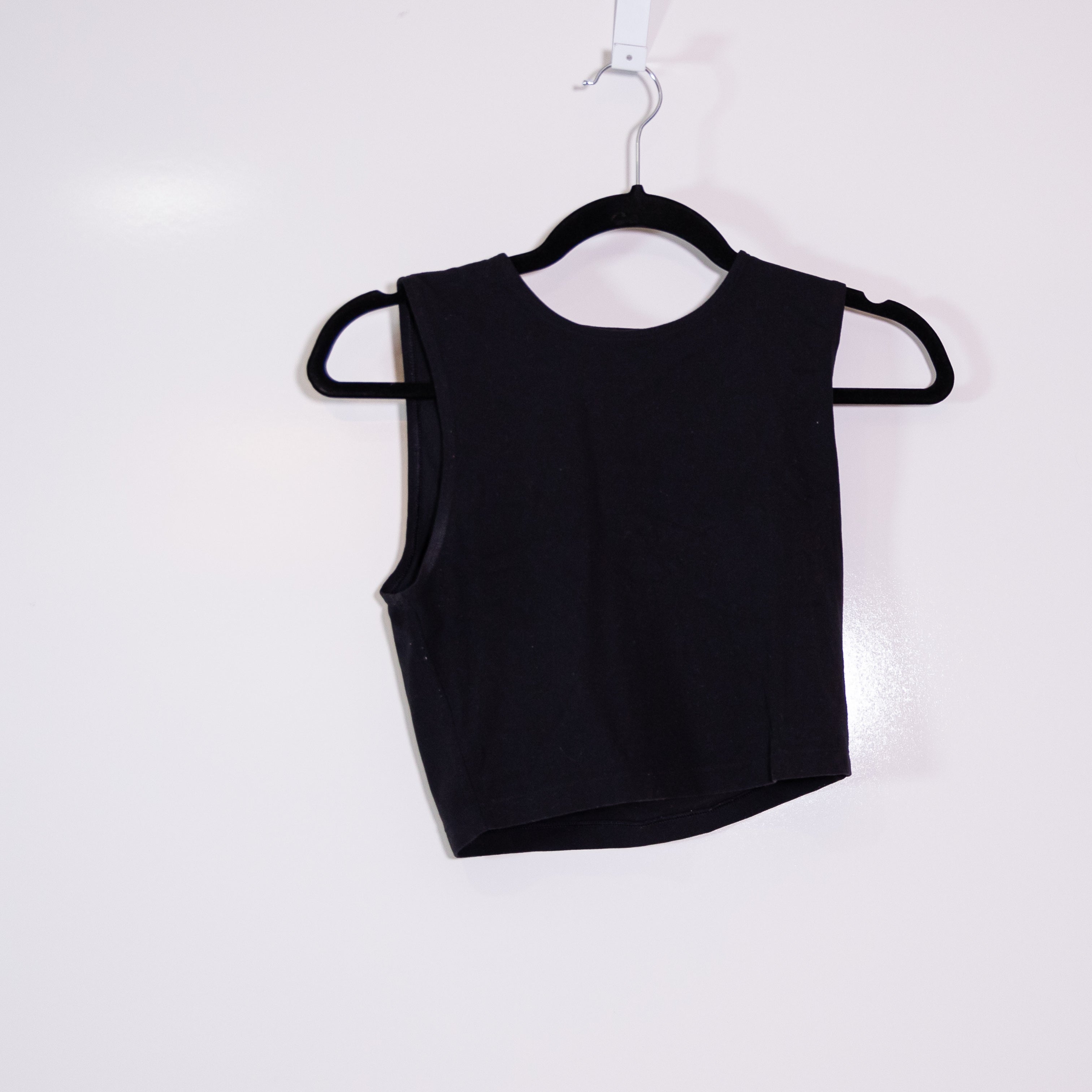 TnAction Aritzia Women's High Neck Sleeveless Athletic Work Out Crop Tank Top M