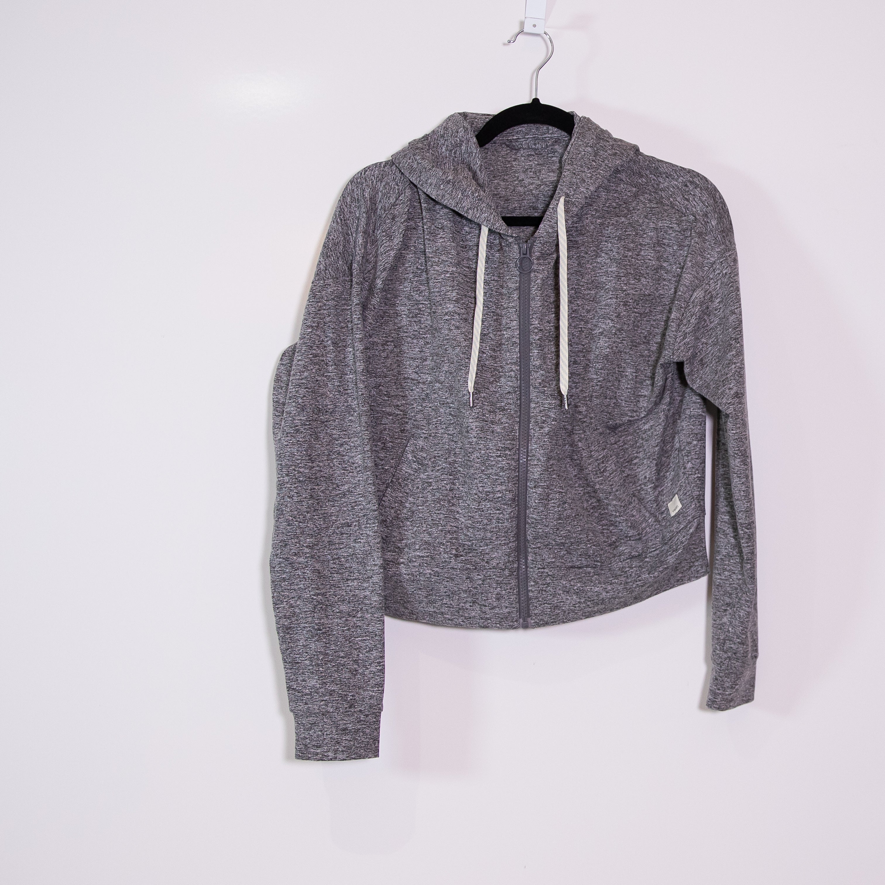 Vuori Women's Granite Full Zip Athletic Work Out Hooded Lightweight Jacket Gray