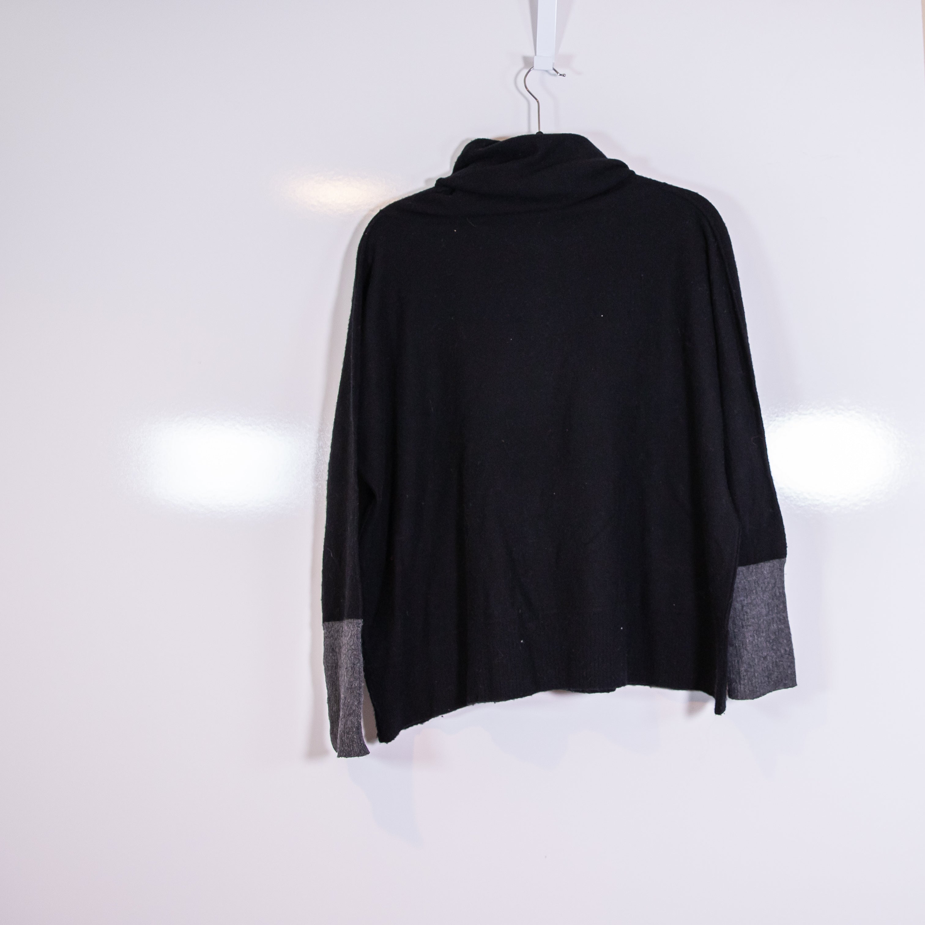 Brochu Walker Wool Cashmere Knit Turtleneck Pullover Sweater Black Gray Medium