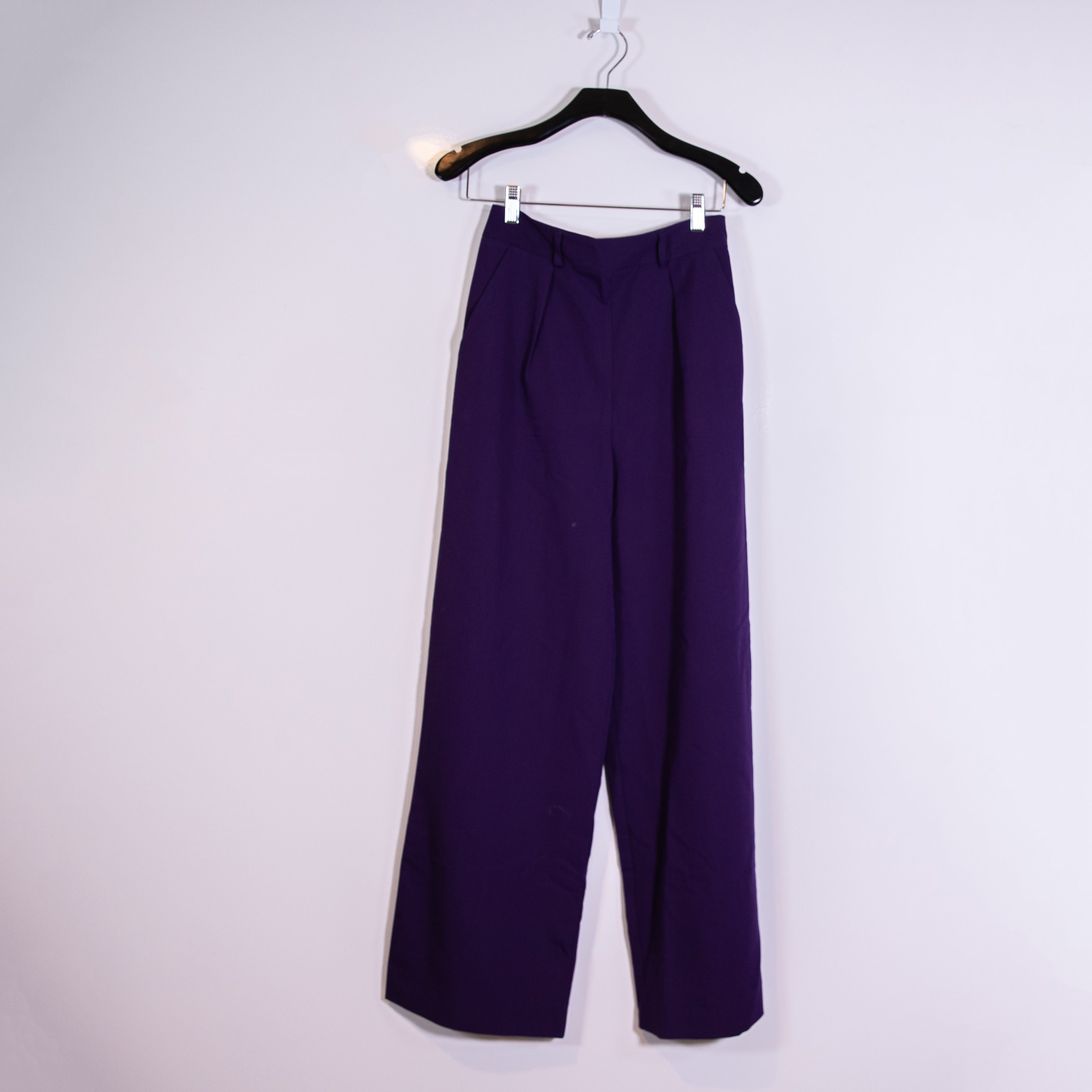 NEW ASOS Women's Straight Leg Mid Rise Pleated Trouser Pants Eggplant Purple 2