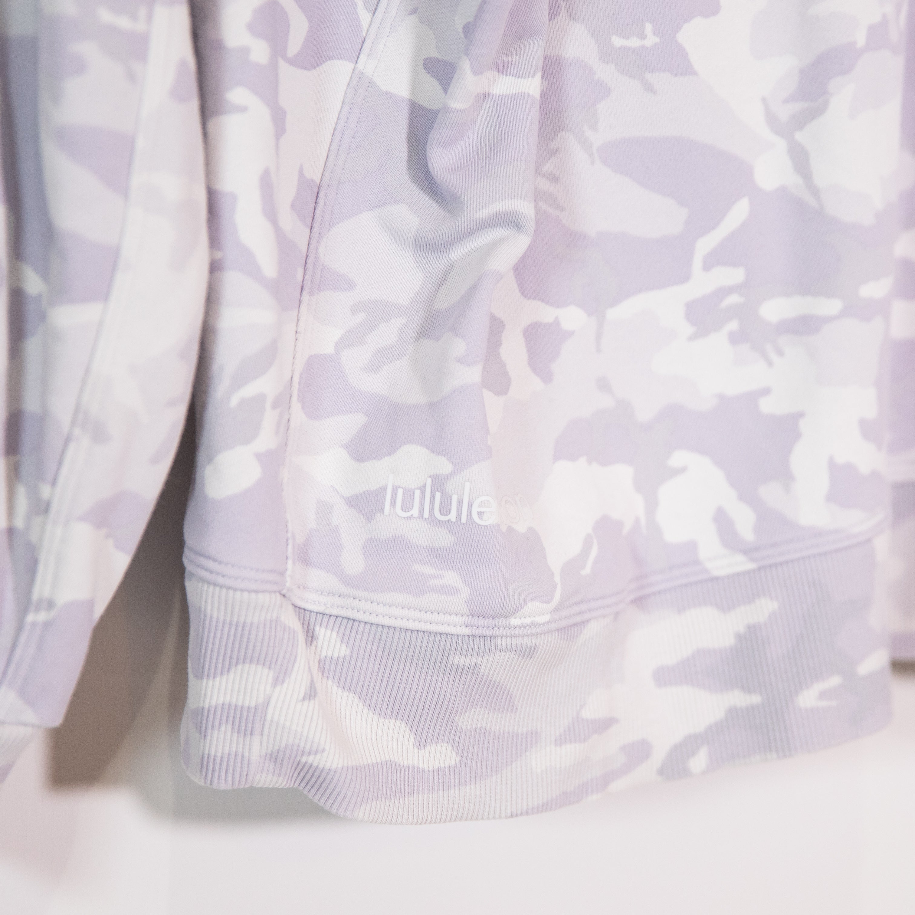 Lululemon Perfectly Oversized Crew Neck Incognito Camo Alpine White Multi Medium