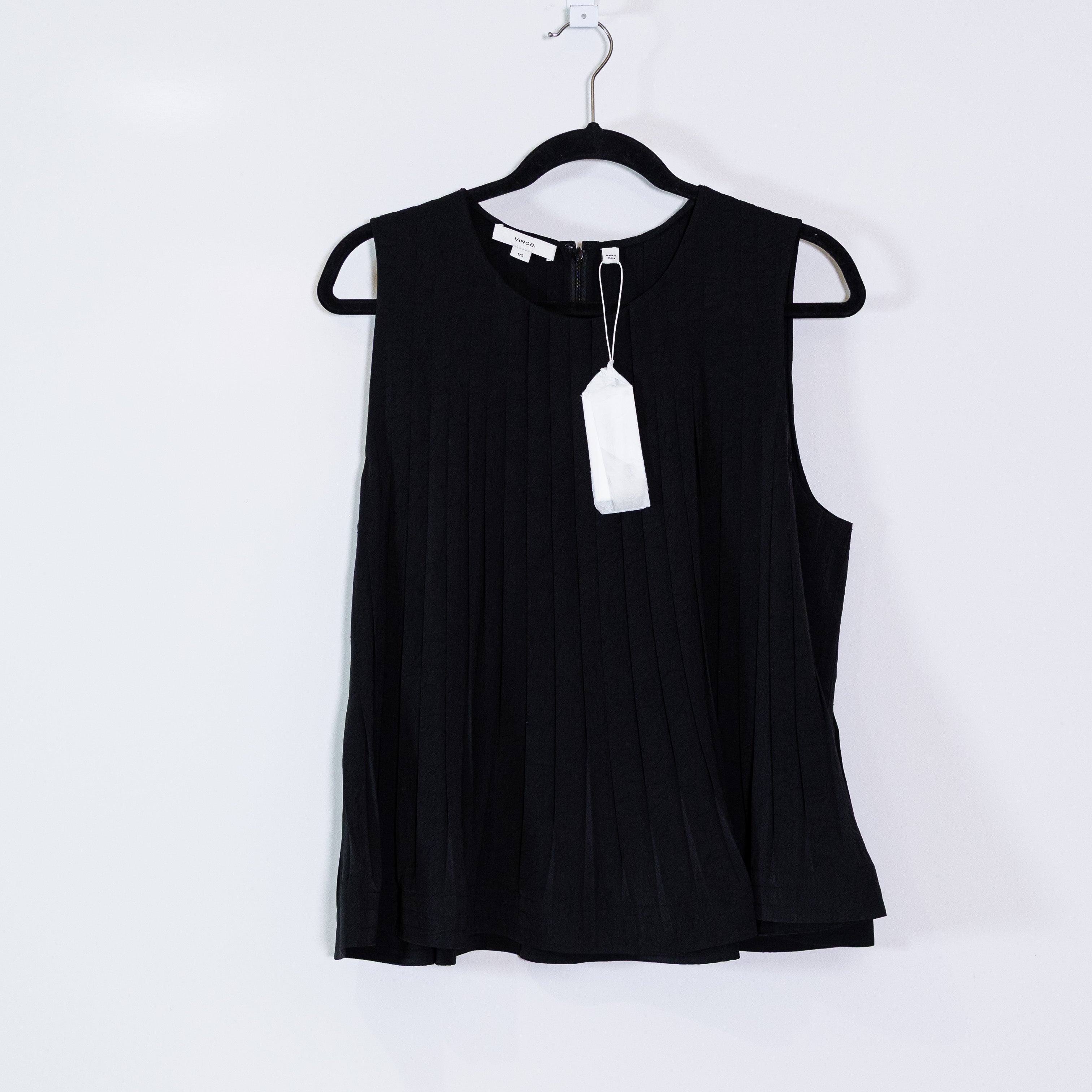 NEW Vince Pleated A Line Scoop Neck Sleeveless Tank Top Blouse Black Large