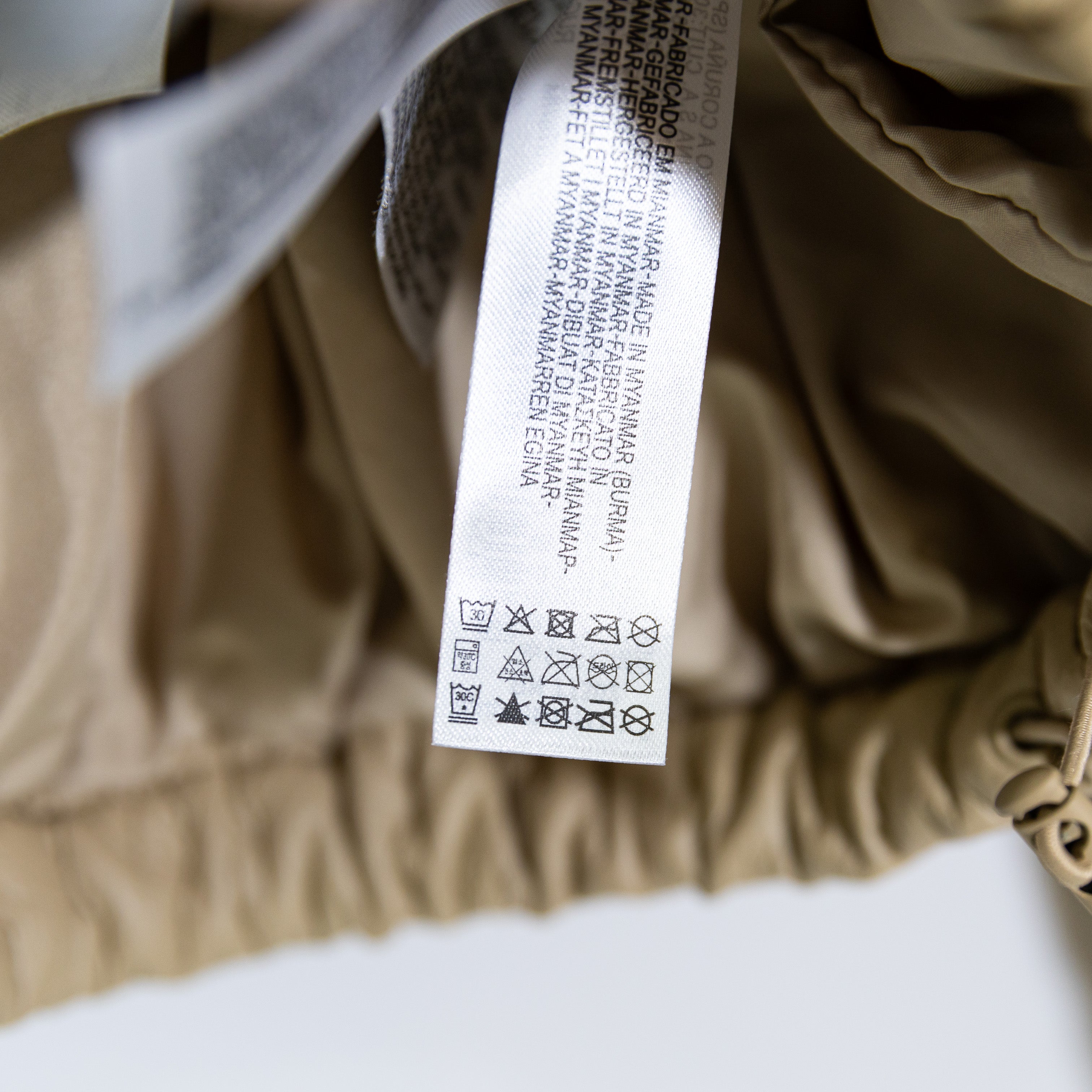 Zara Faux Vegan Leather Quilted Puffer Full Zip Snap Butto Jacket Neutral Medium