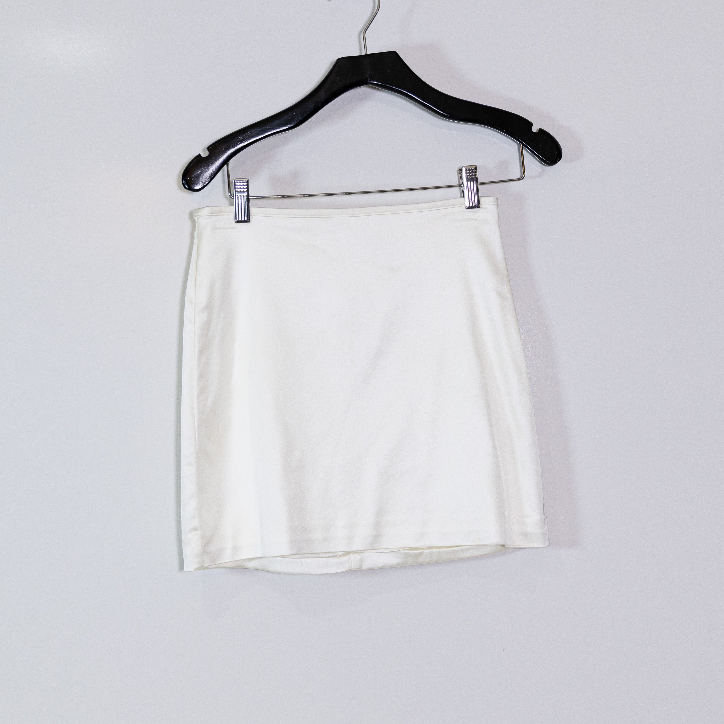 Wilfred Aritzia Tavern High Waisted Satin Mini Skirt Light Birch White 2