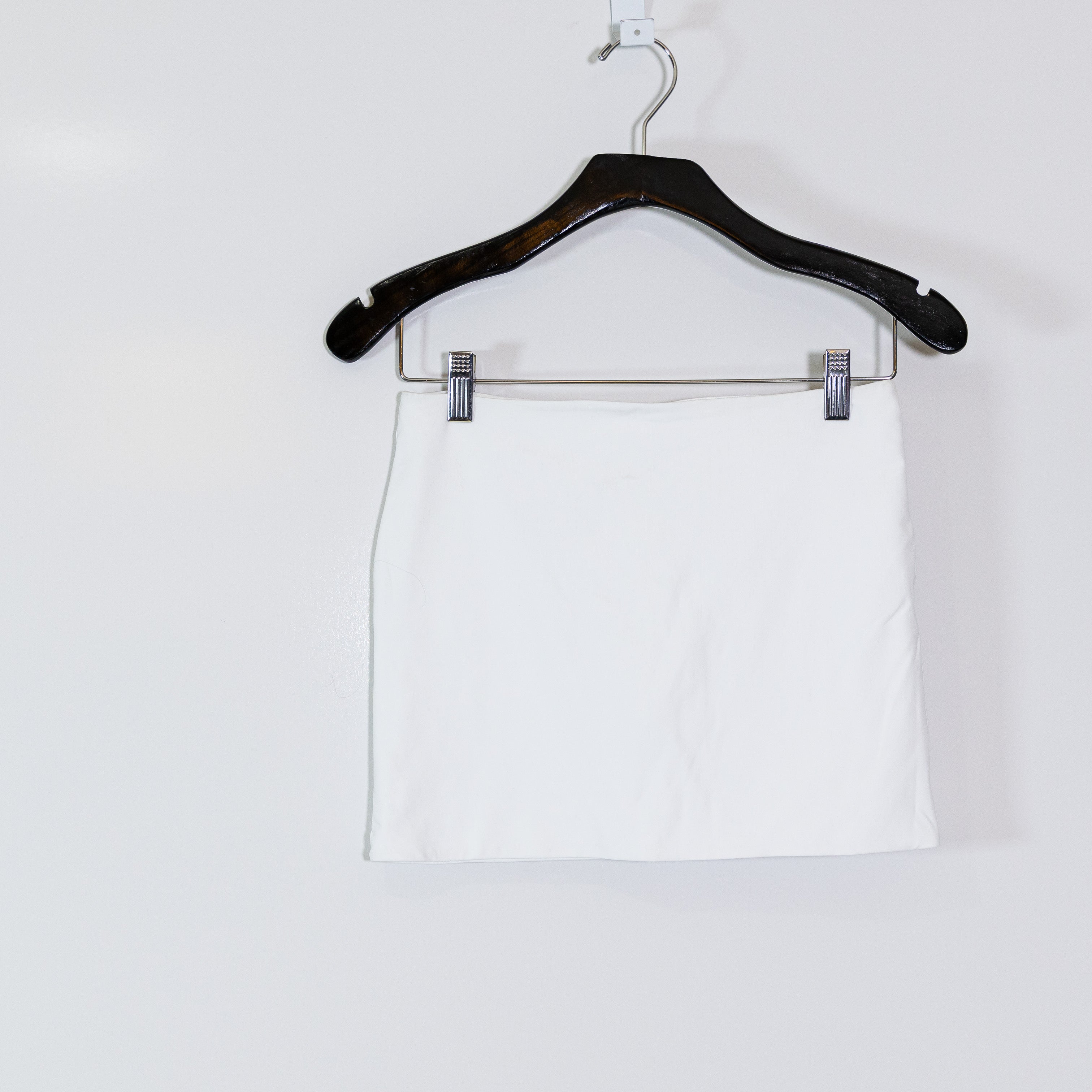 NEW Aritzia Contour Original Enrich Second Skin Micro Tube Mini Skirt White S