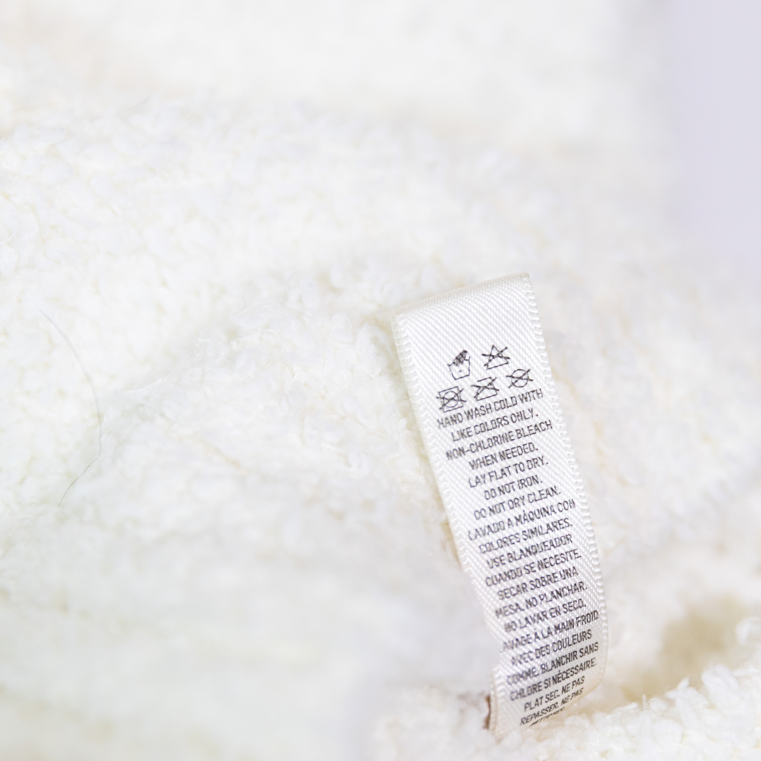 Skims Women's Fuzzy Teddy Knit Scoop Neck Sleeveless Stretch Tank Top Ivory S/M