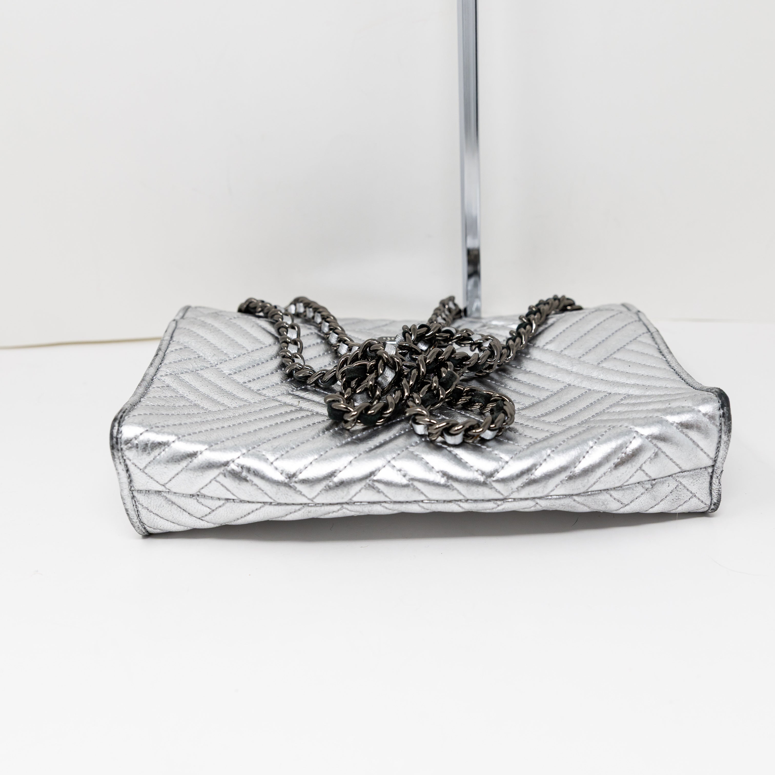 Rebecca Minkoff Affair Genuine Leather Quilted Hatch Shoulder Purse Bag Silver