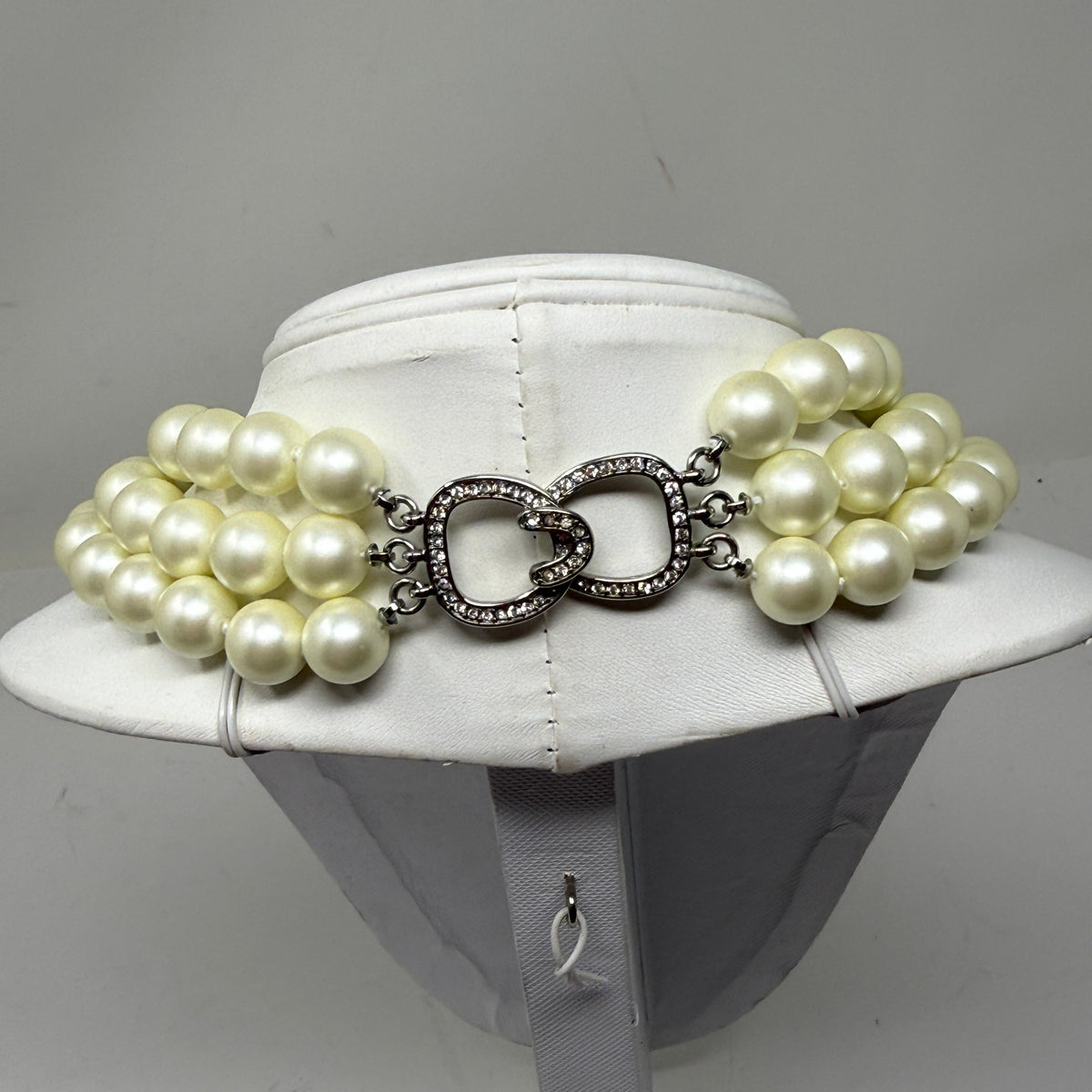 Kenneth Jay Lane 3 Row Glass Pearl Bead Necklace Pave Crystal Rhinestone Clasp