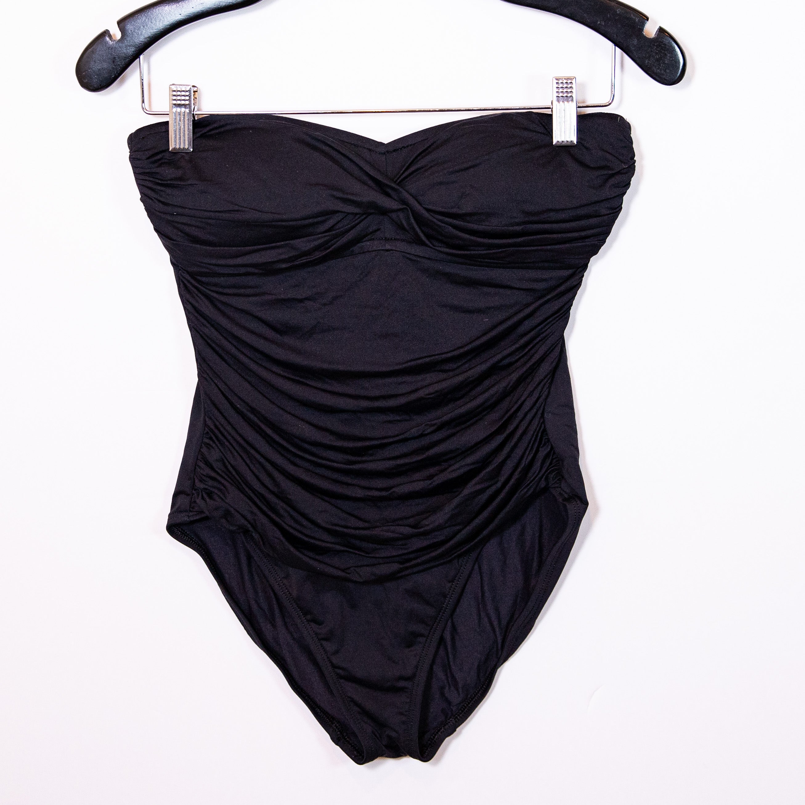 La Blanca Women's Strapless Sweetheart Neckline Ruched Swim Bathing Suit Black 6