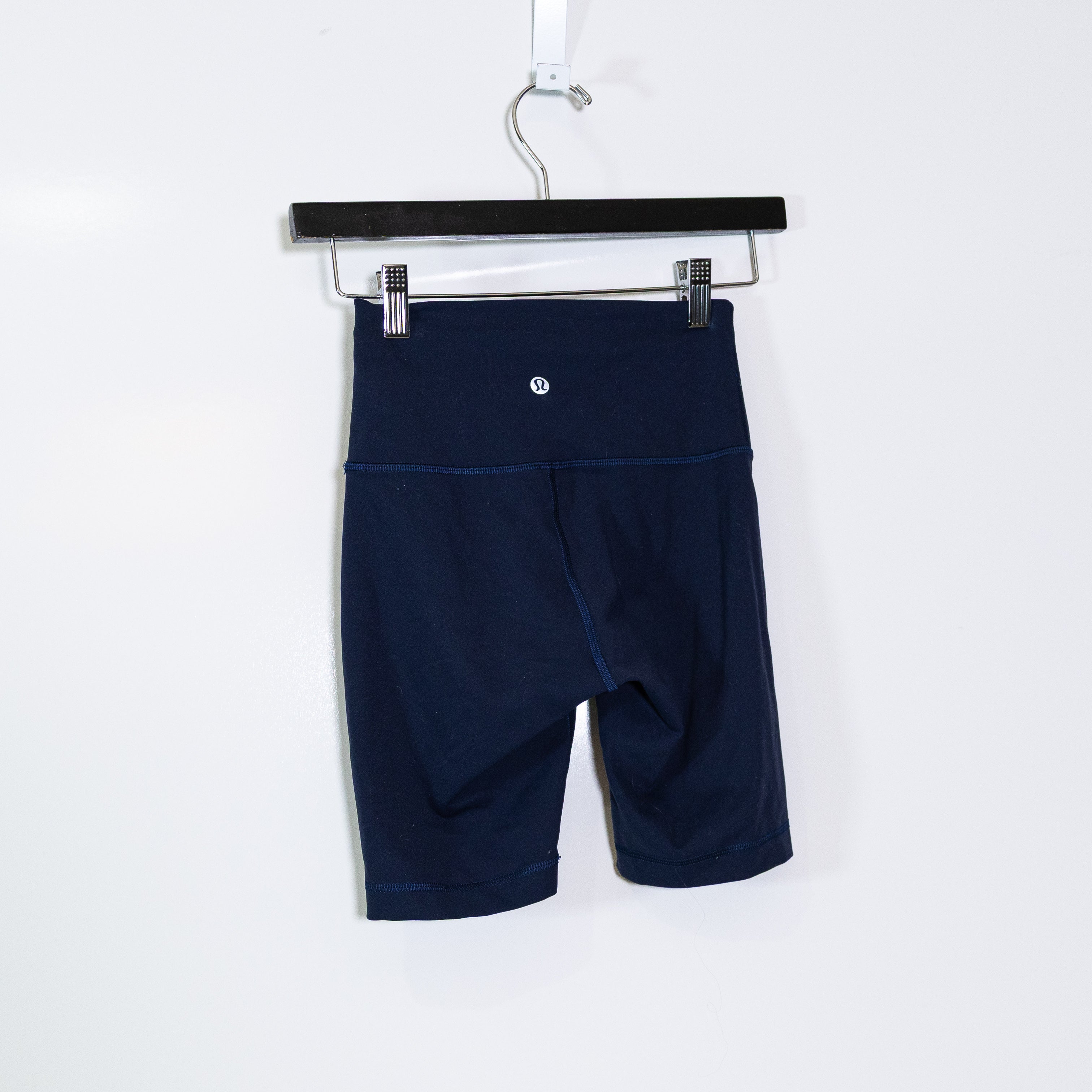 Lululemon Women's Wunder Train High Rise Athletic Work Out Bike Short 8" Navy 4