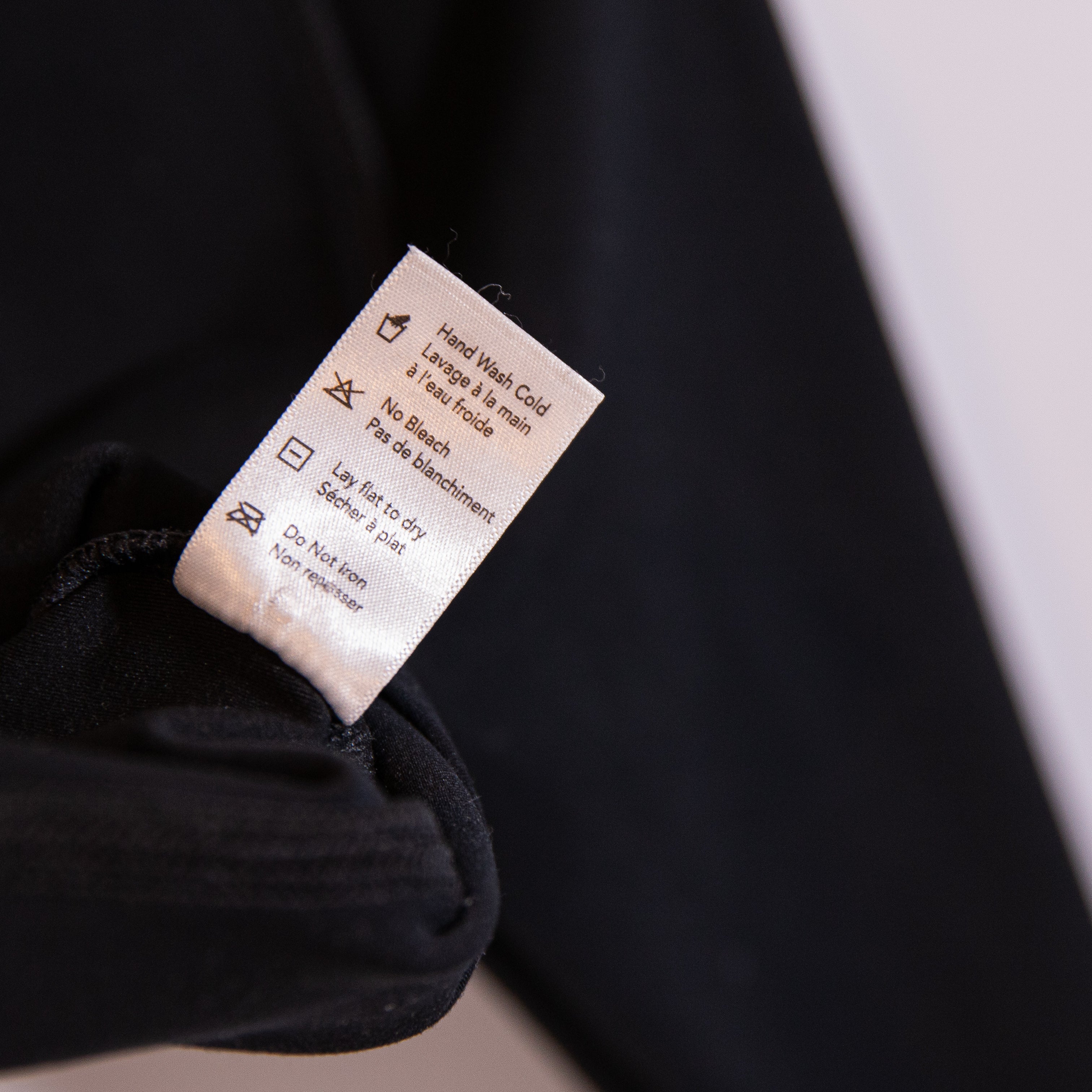 L*Space Active Aim High Crew Neck Long Sleeve Crop Top Solid Black Small