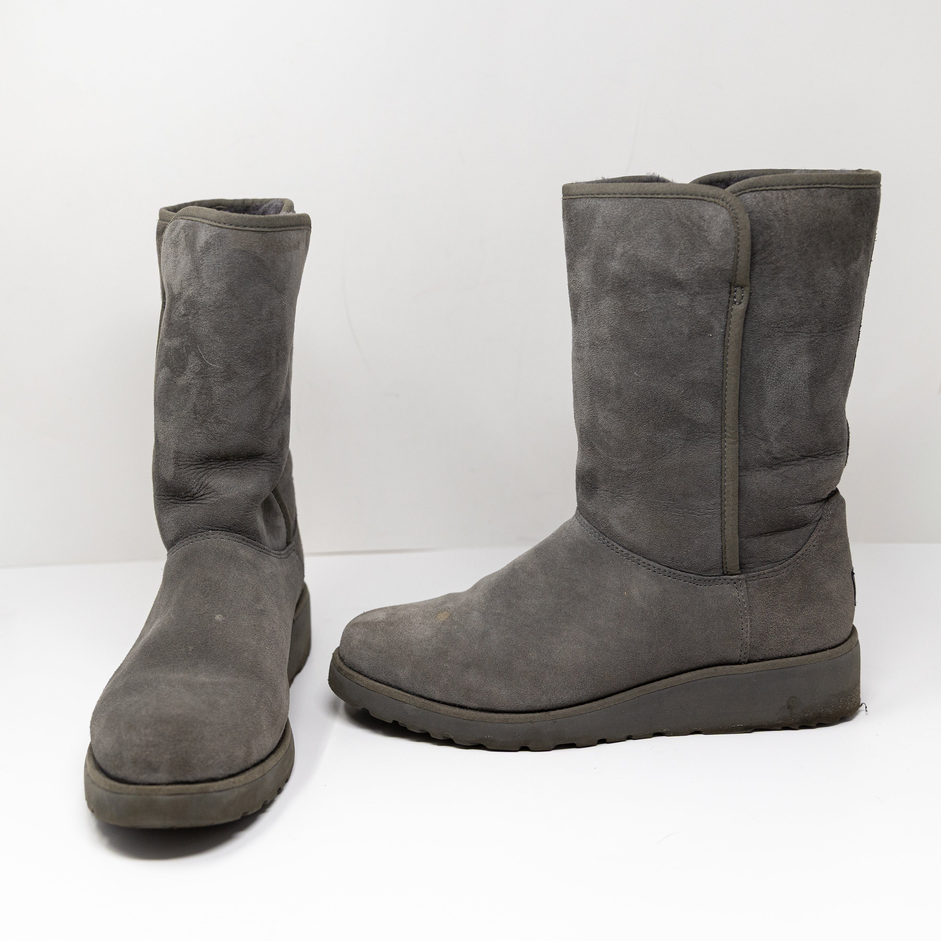 Ugg Women's Amie Slim Short Wedge Suede Shearling Lined Boots Shoes Grey 10