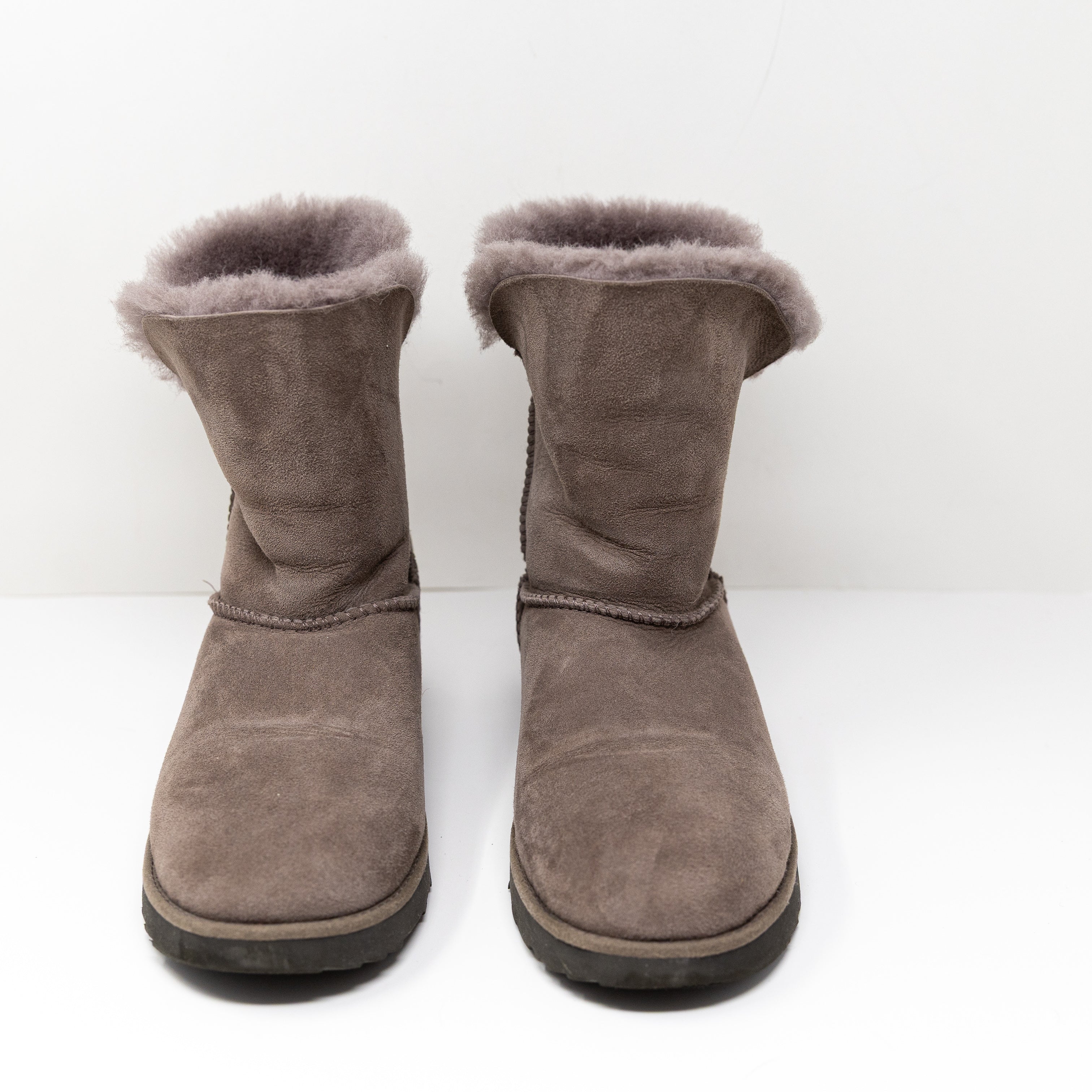 Ugg Women's Classic Cuff Short Suede Shearling Lined Pull On Boots Shoes Gray 10