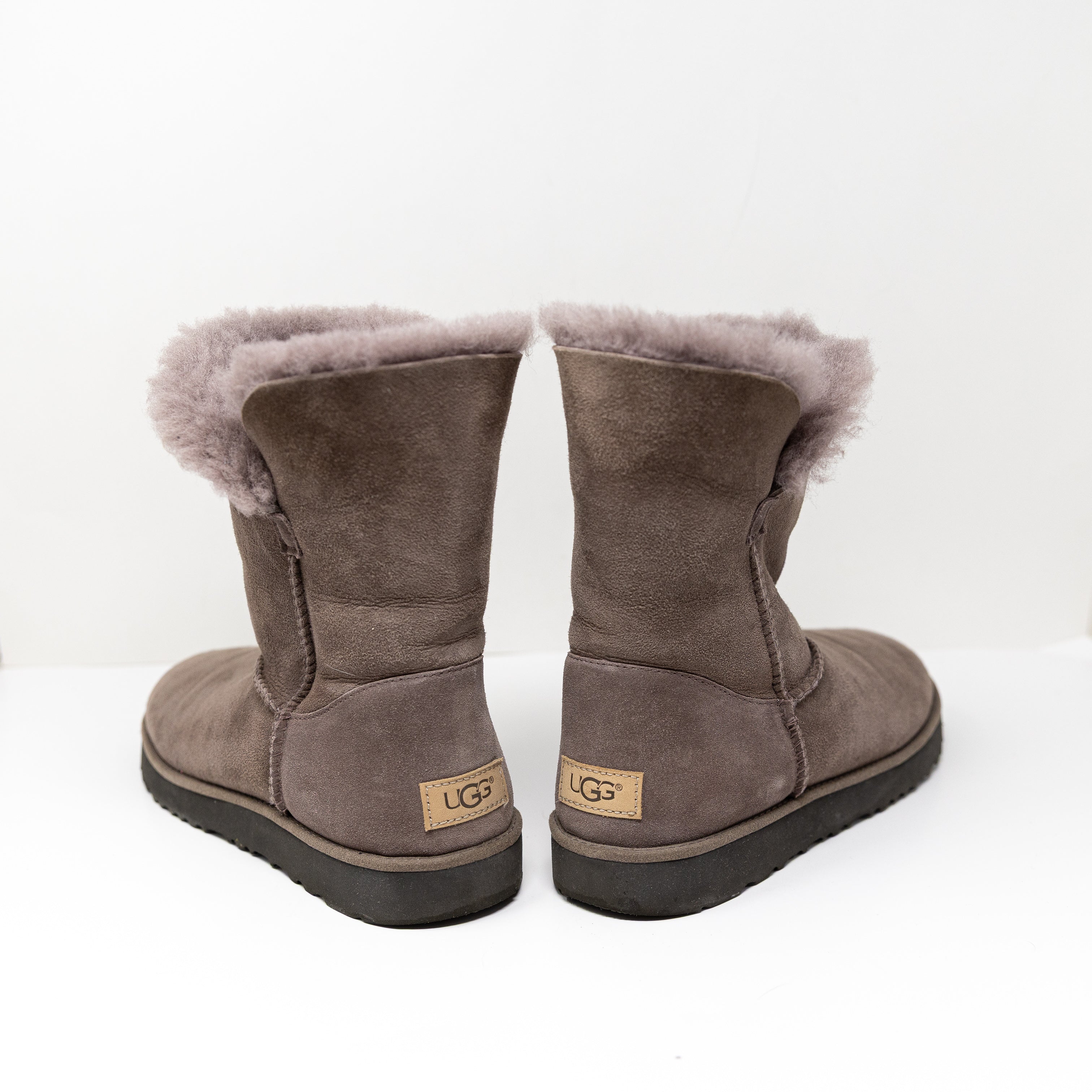 Ugg Women's Classic Cuff Short Suede Shearling Lined Pull On Boots Shoes Gray 10