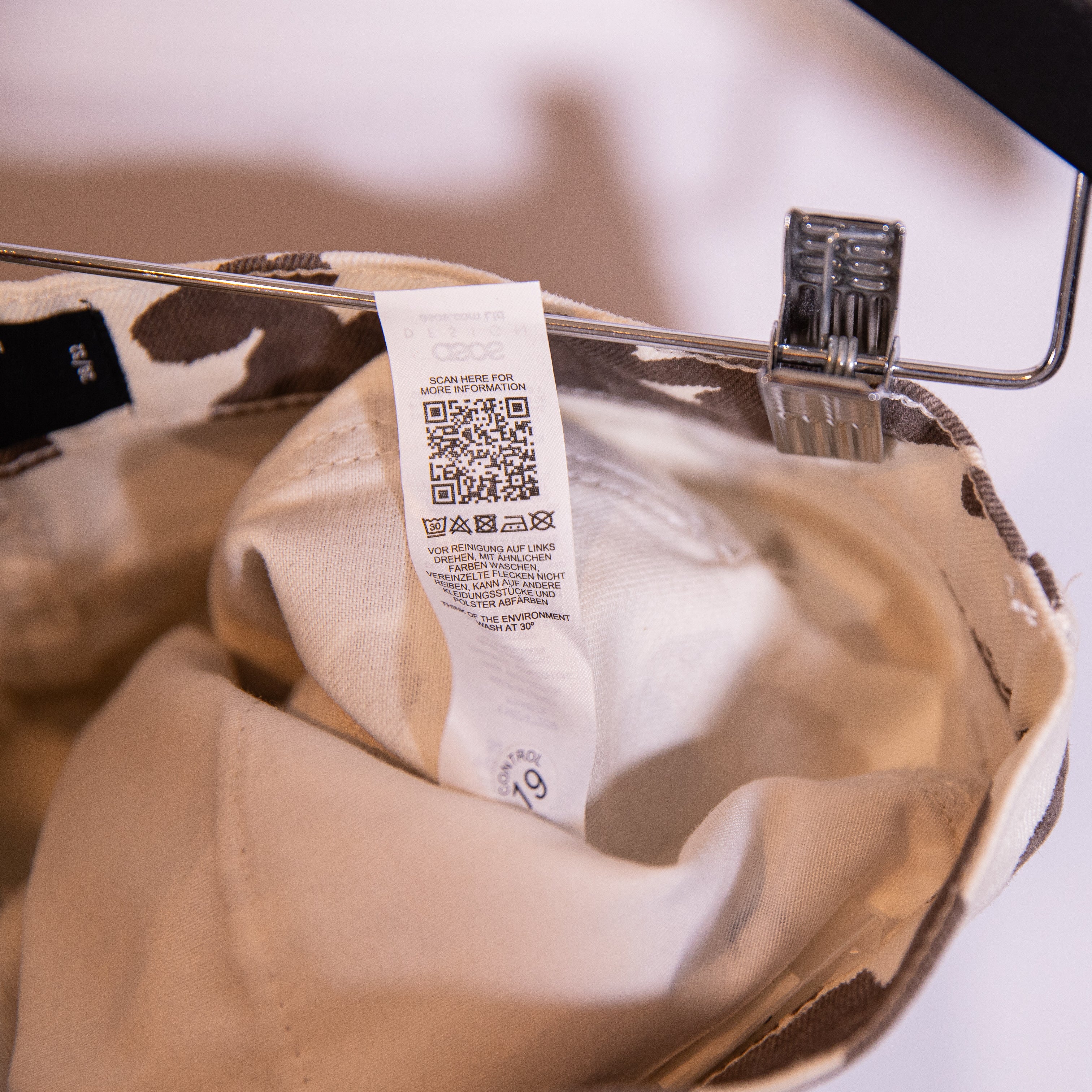 ASOS Design Cotton Cow Animal Print Pattern Straight Leg Jeans Pants Brown 28