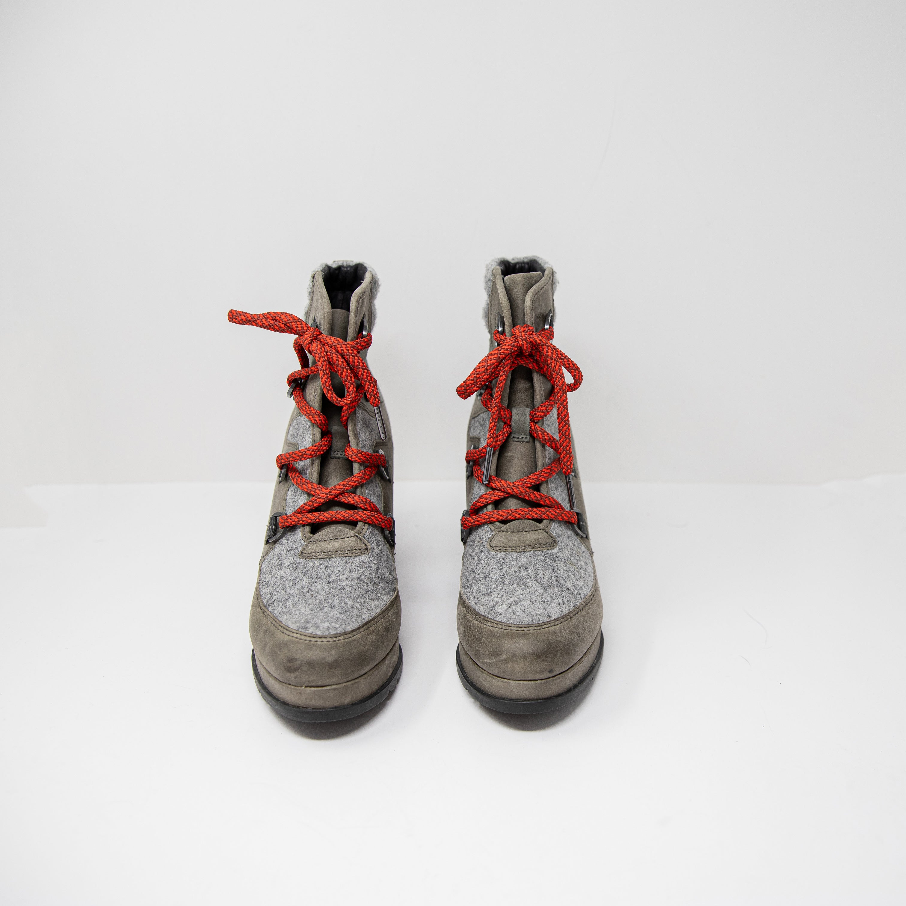 NEW Sorel Women's Blake Lace Touchy Felt Lace Up Heel Winter Snow Bootie Quarry