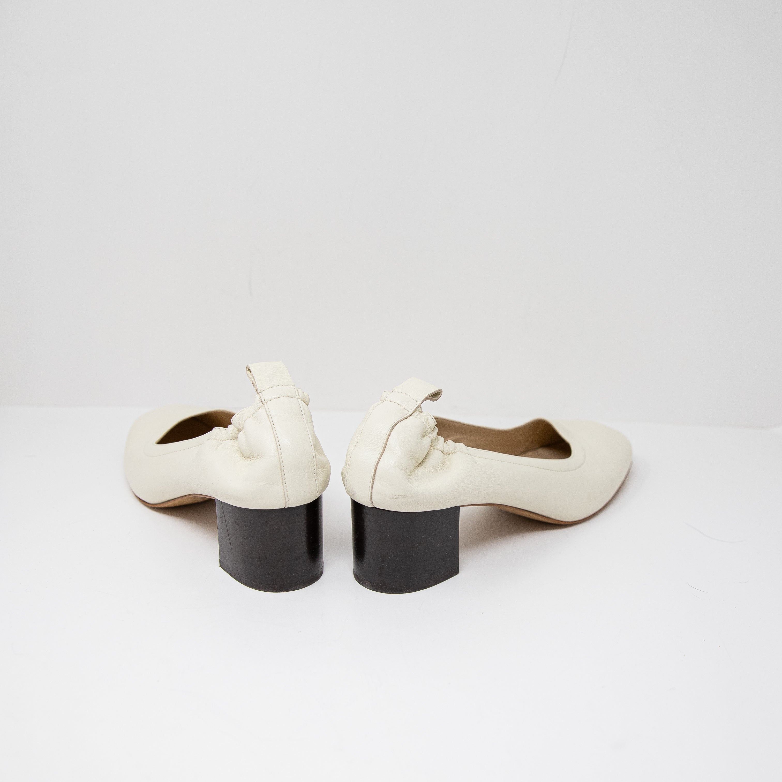 Everlane The Day Heel Genuine Leather Round Toe Slip On Pumps Shoes Ivory 11