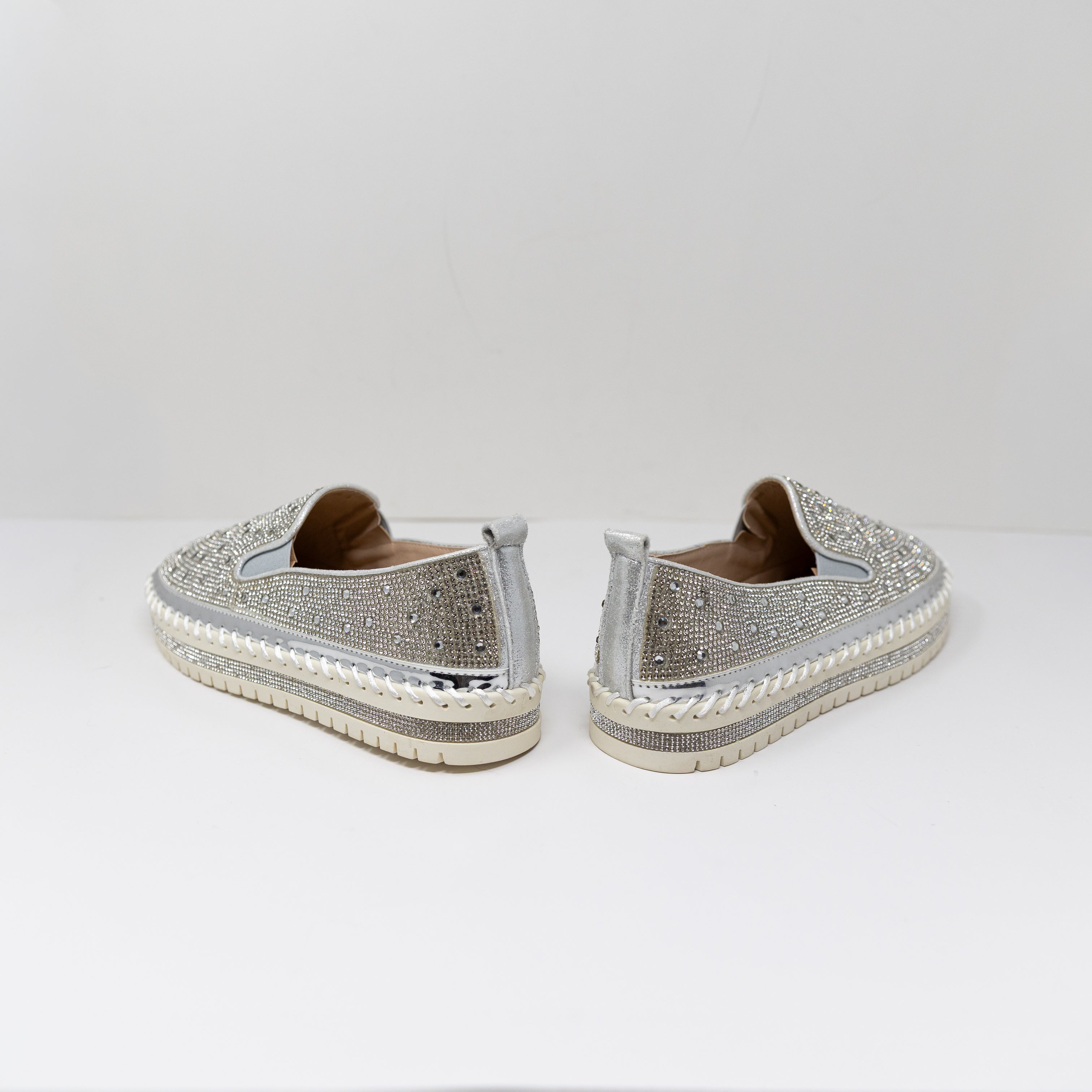 NEW Azalea Wang Brittany Crystal Jewel Rhinestone Sneakers Shoes Silver 10