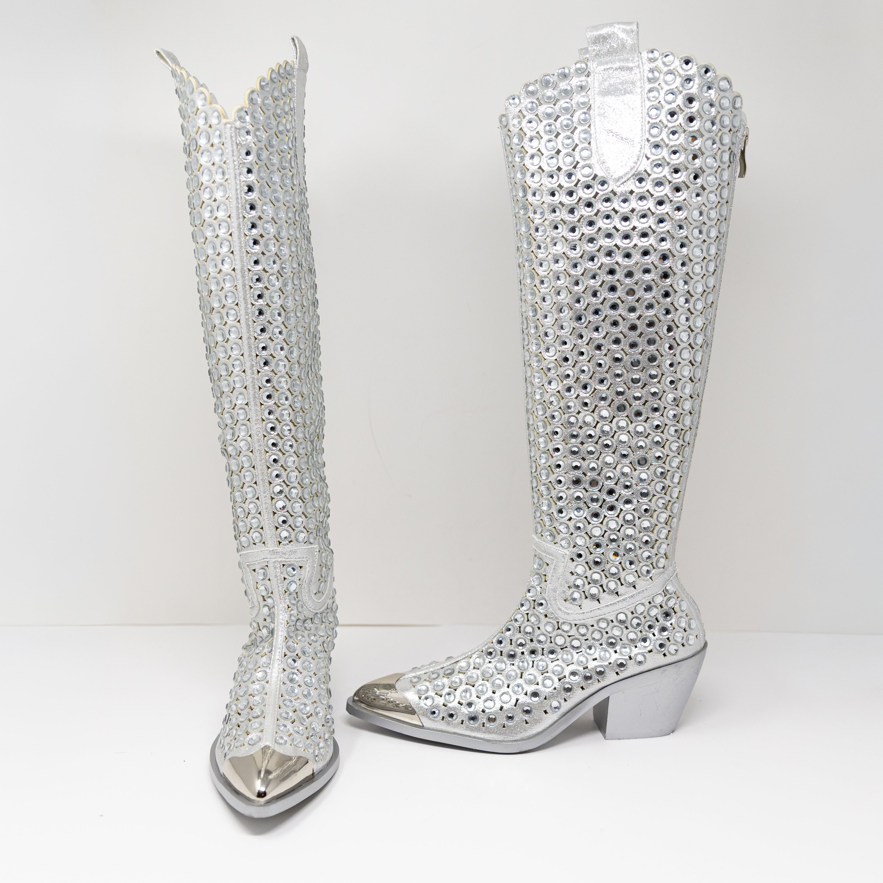 NEW Azalea Wang Ruvin Faux Leather Crystal Rhinestone Jewel Embellished Boots 6