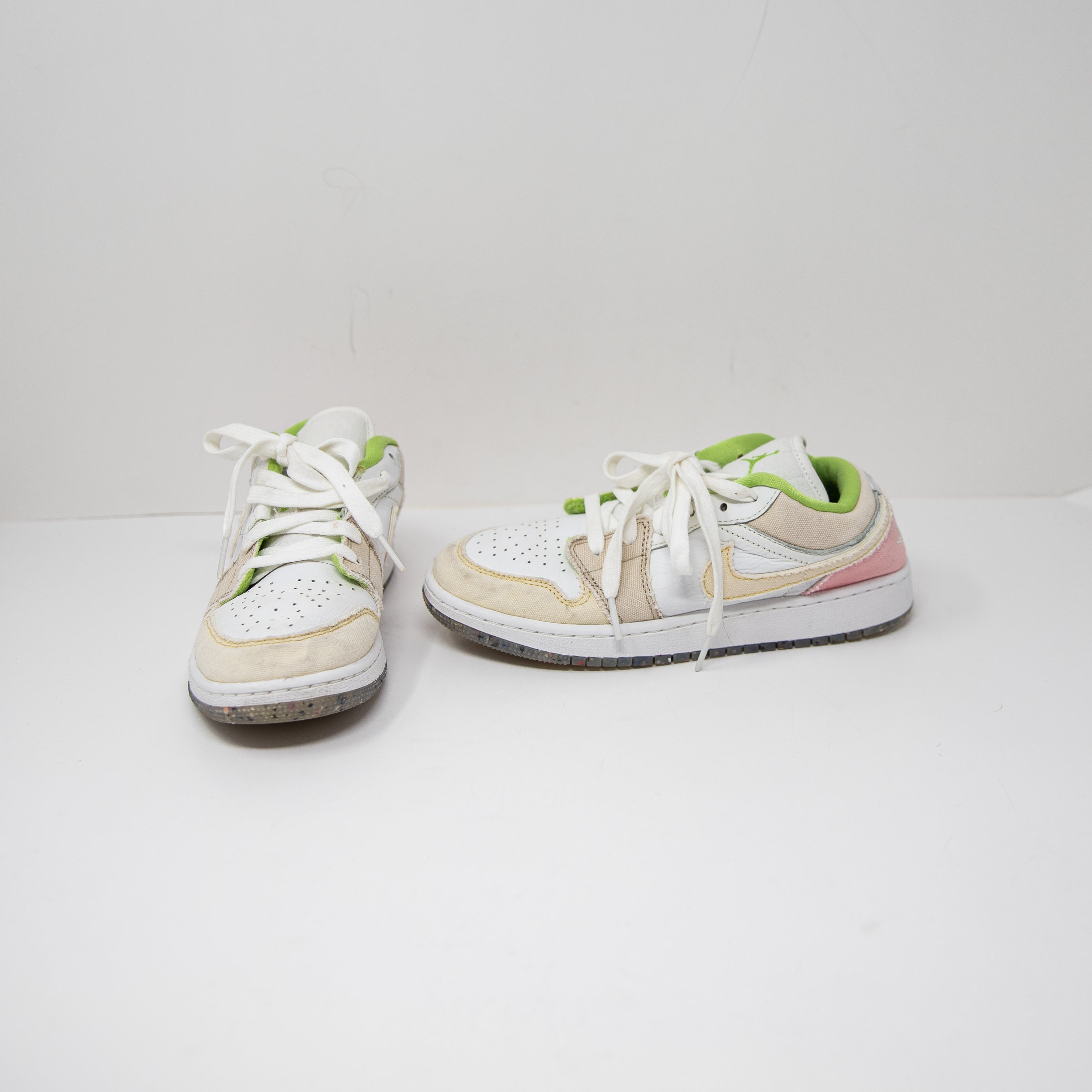 Nike Youth Air Jordan 1 Low SE GS Pastel Grind Vivid Green DJ0341-100 Sneakers