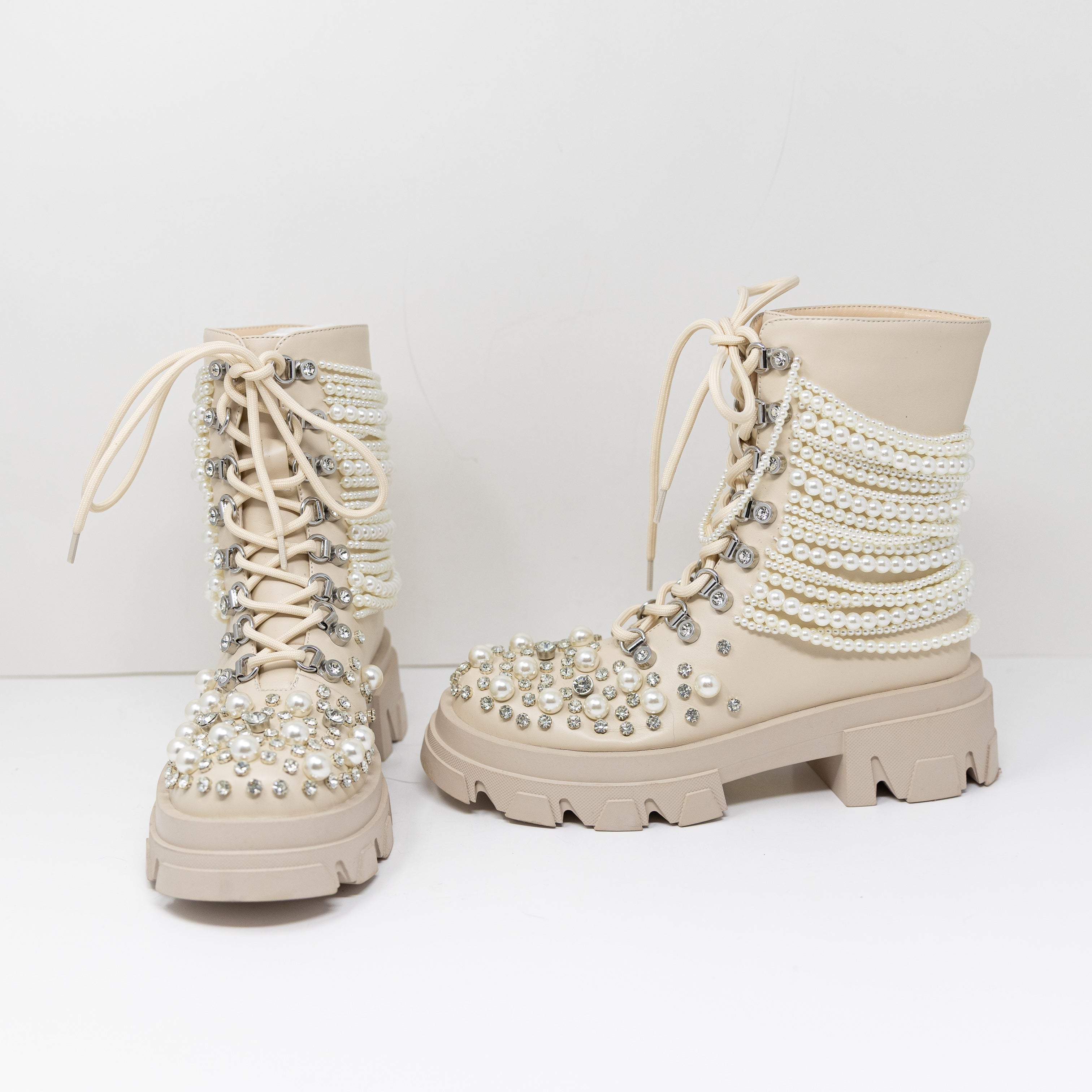 NEW Azalea Wang Twinkley Faux Leather Pearl Rhinestone Embellished Boots Ivory 7