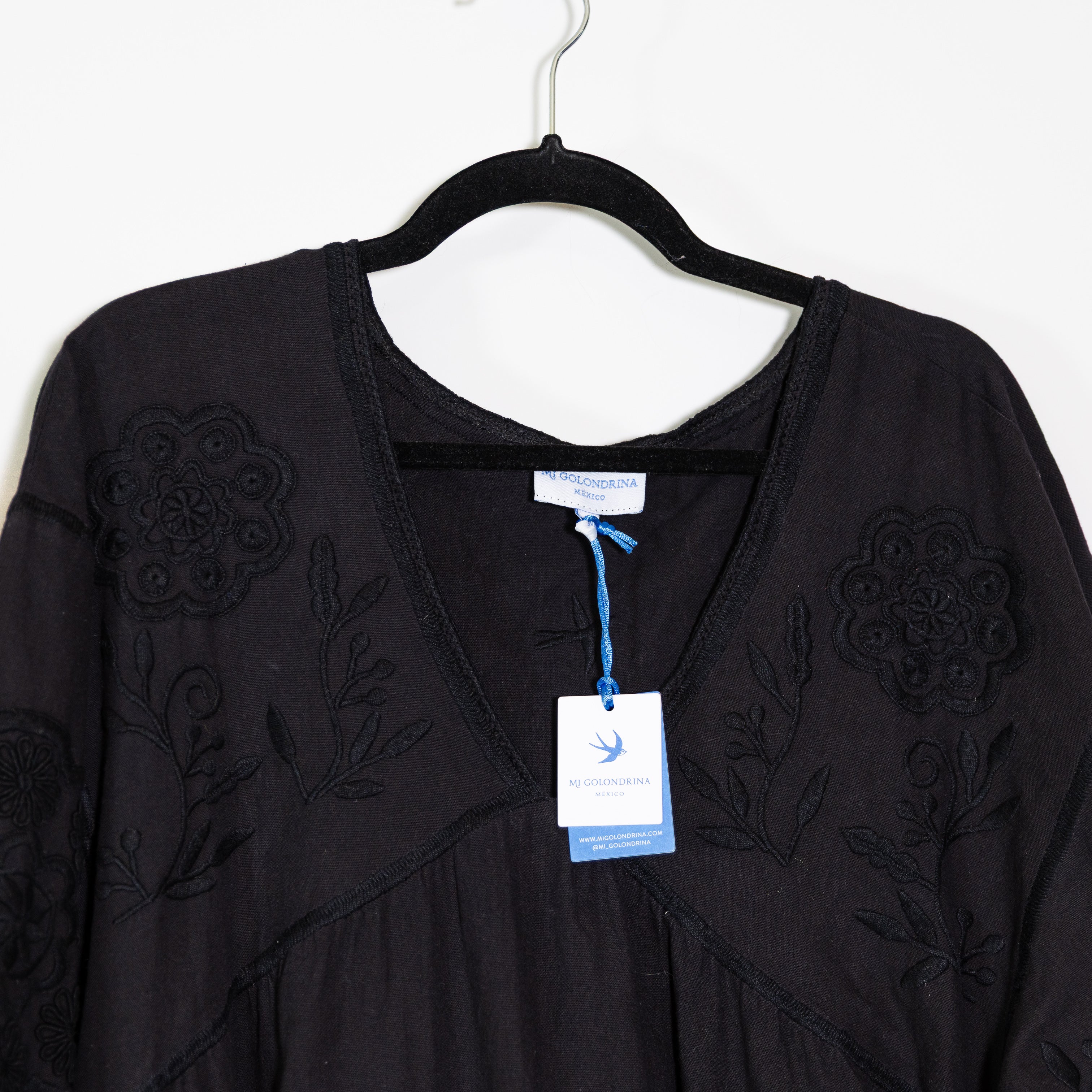 NEW Mi Golondrina Sofia Cotton Embroidered V Neck Pullover Long Maxi Dress Black