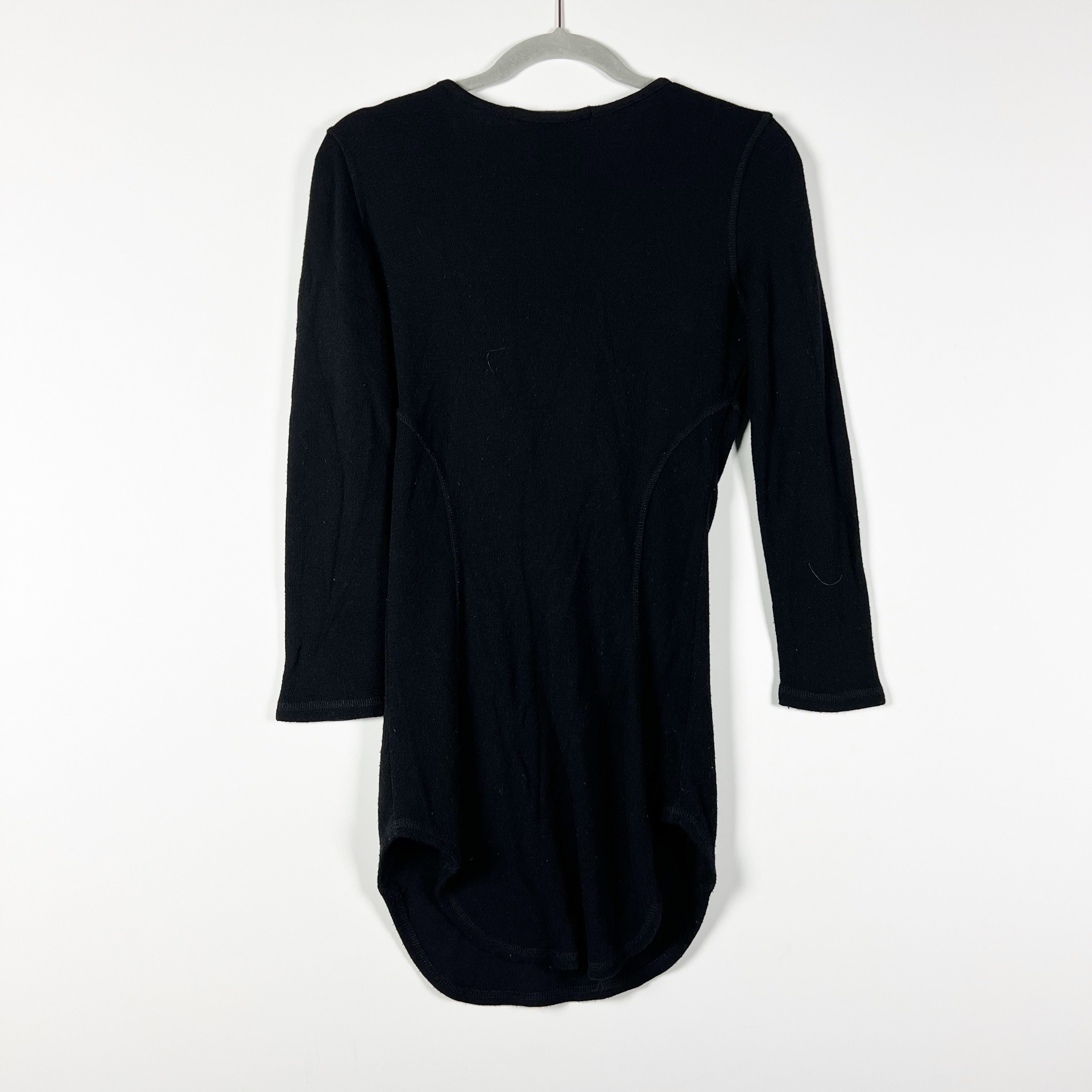 Smythe Knit Stretch Super V Neck Curved Hem Quarter Sleeve Pullover Sweater L