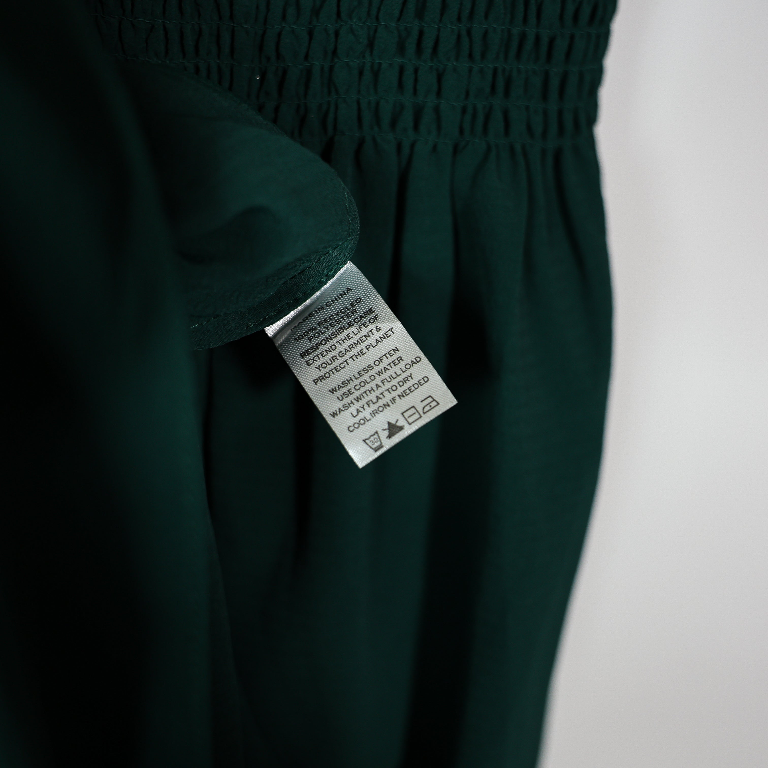 Hill House Home The Louisa Smocked Stretch Bodice Chiffon Tiered Dress Green XS