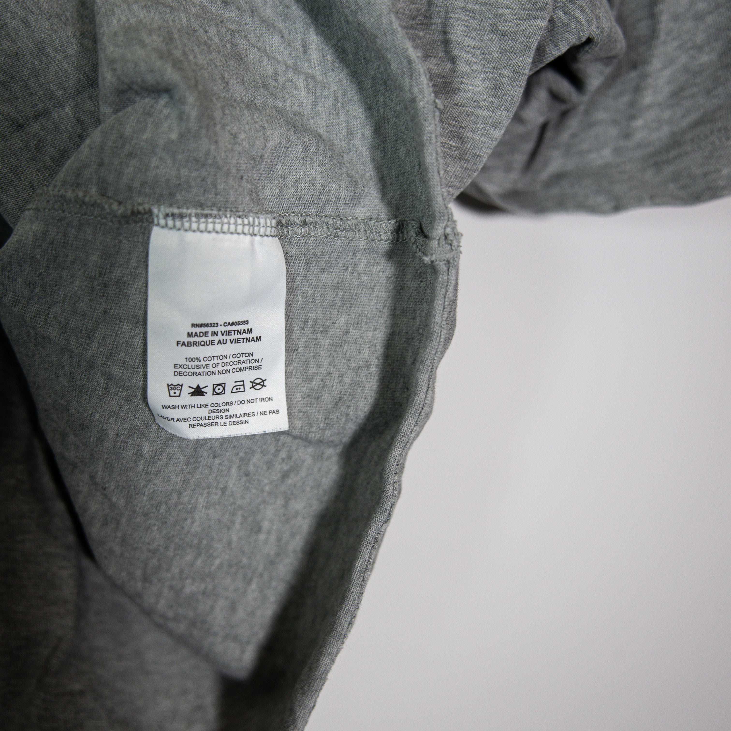 Nike Women's The Nike Tee Oversized Fit Cotton Graphic Print Tee Shirt Gray M