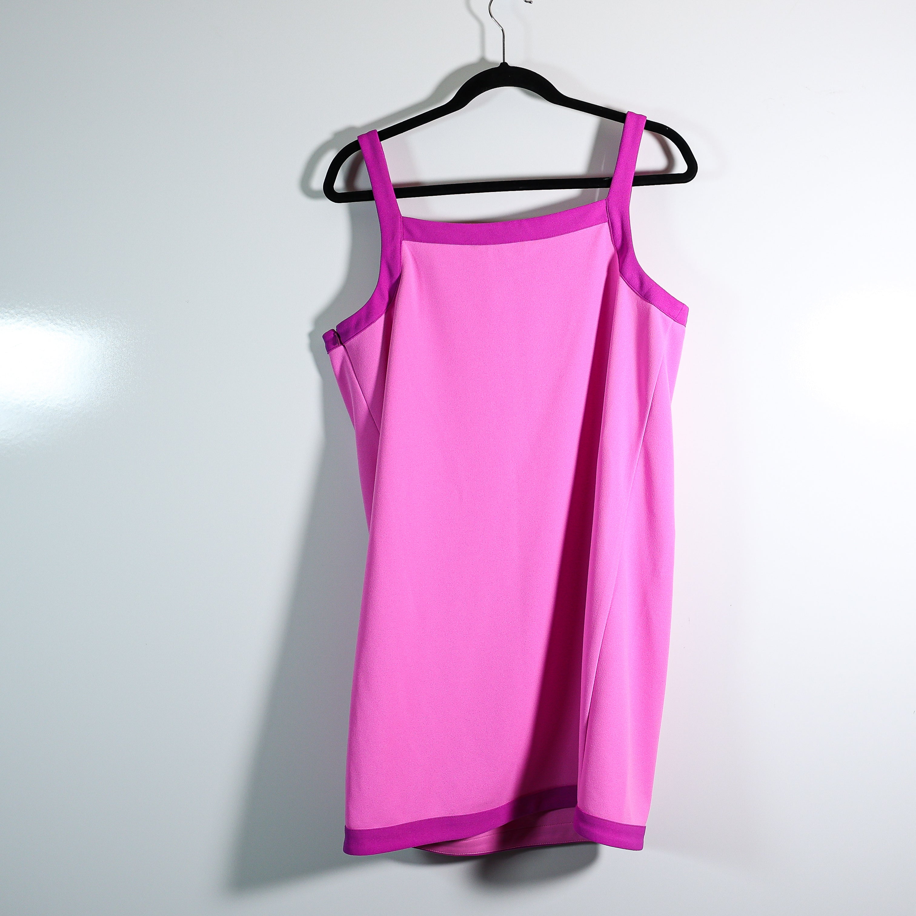 NEW Trina Turk Pointe Crepe Pocket Mini Shift Dress Piazza Pink Violetta Large