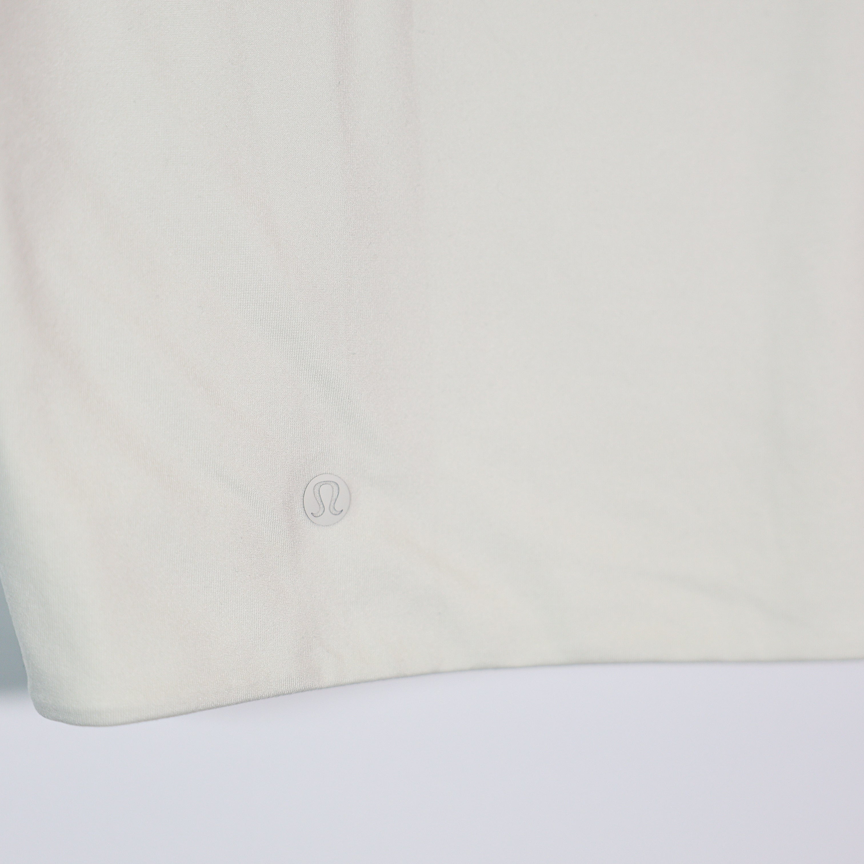 Lululemon Wundermost Ultra-Soft Nulu Crewneck Cropped T Shirt Top Light Ivory 6