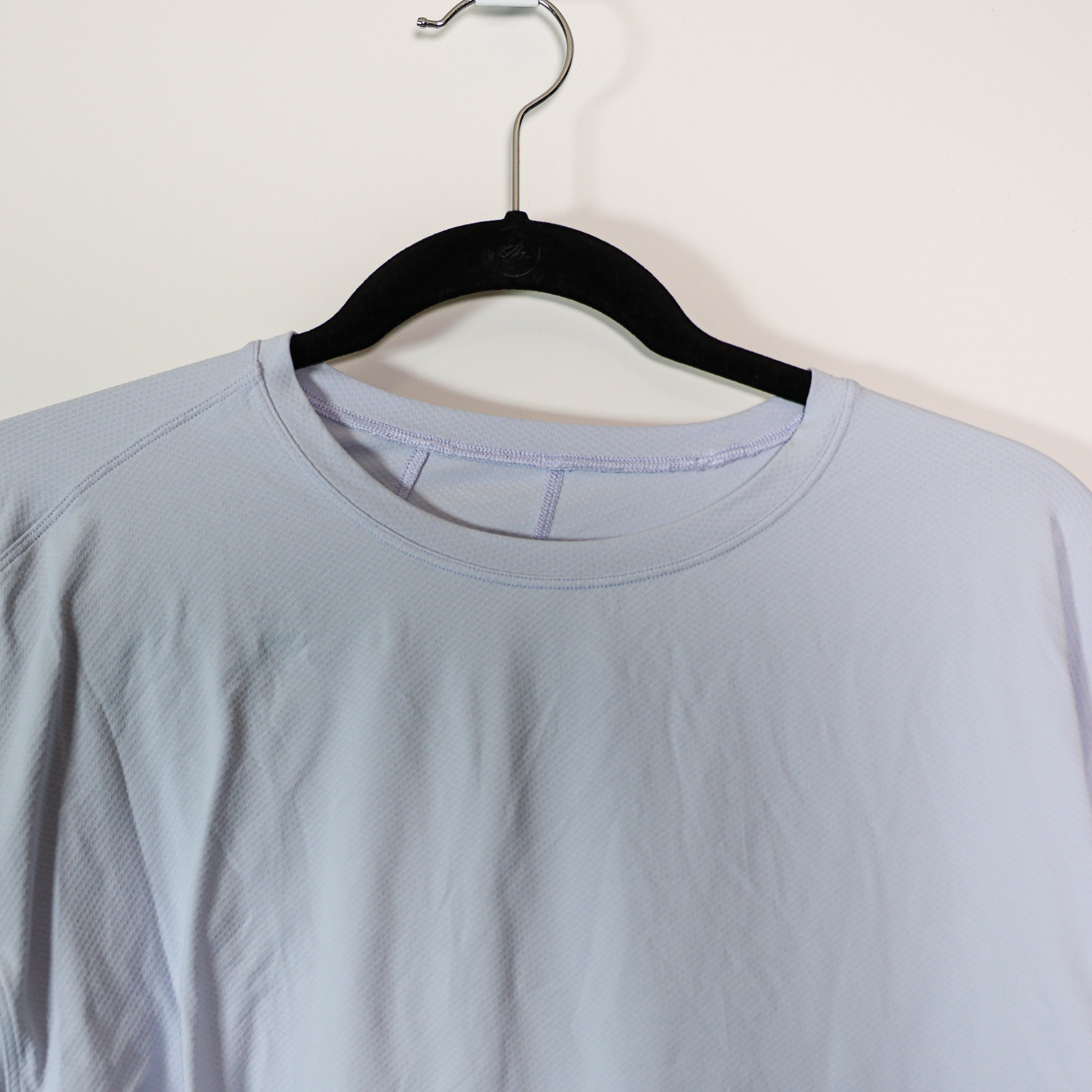 Lululemon Women's Abrasion-Resistant Training Long Sleeve Shirt Top Blue Linen 6