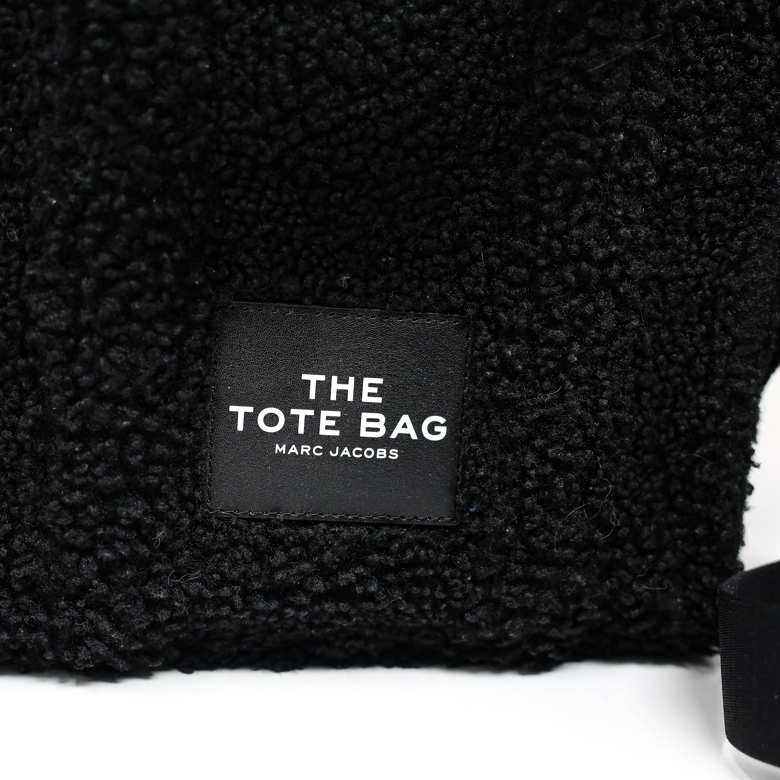 Marc Jacobs The Teddy Shearling Furry Convertible Crossbody Tote Purse Bag Black