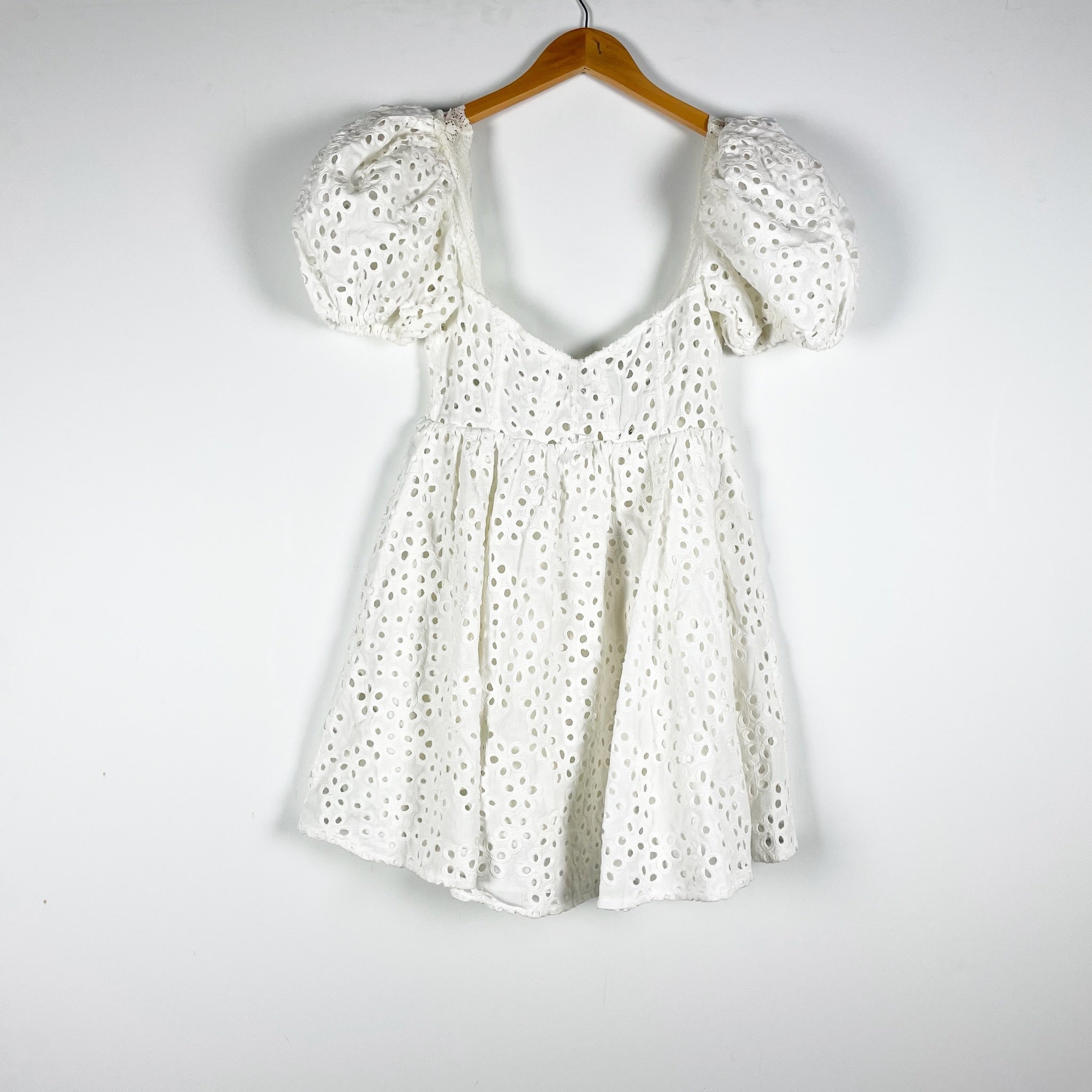 NEW For Love & Lemons Becca Linen Blend Puff Short Sleeve Eyelet Mini Dress XS