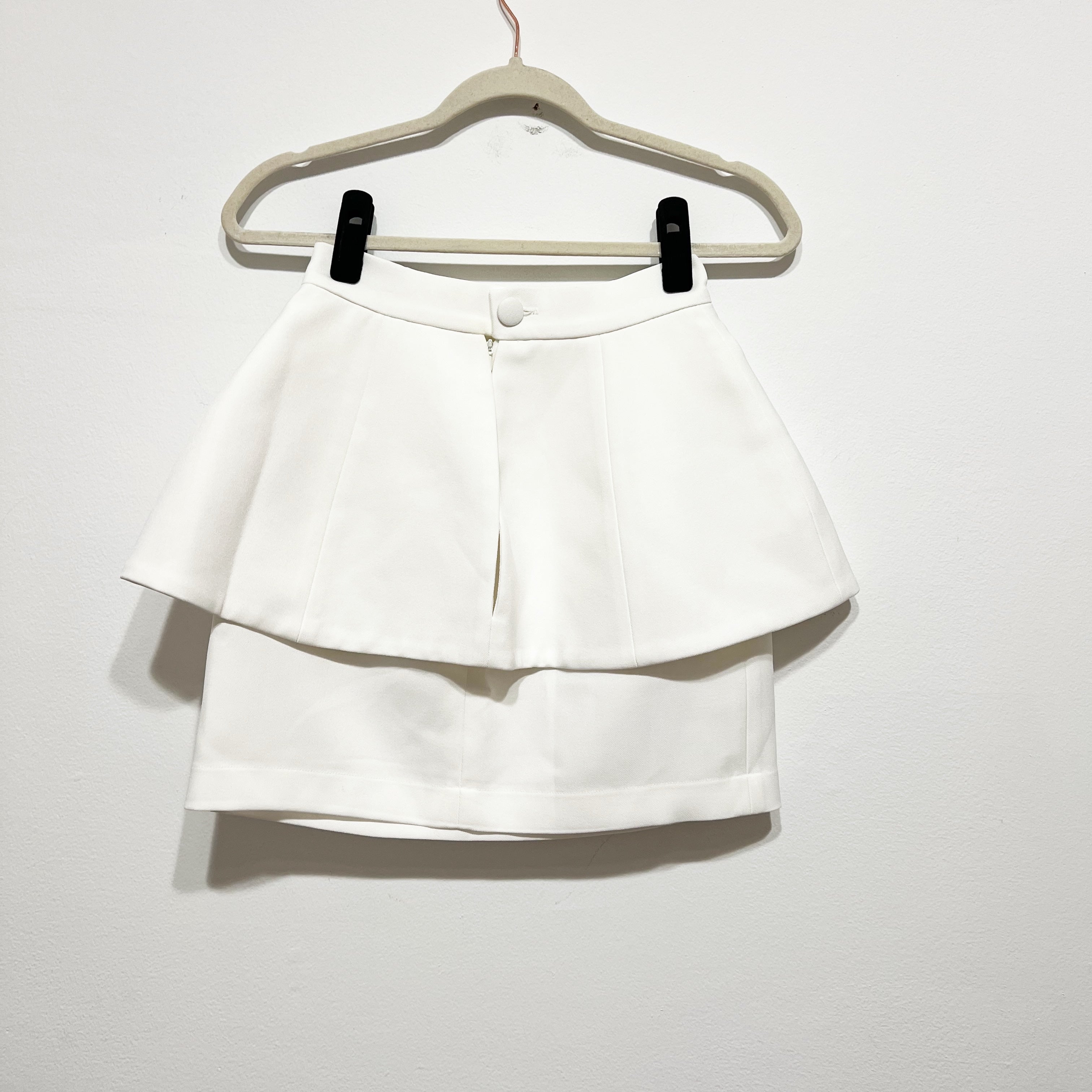 Morphine Fashion 3D Floral Flower Applique Tiered Ruffle Mini Skirt White XS