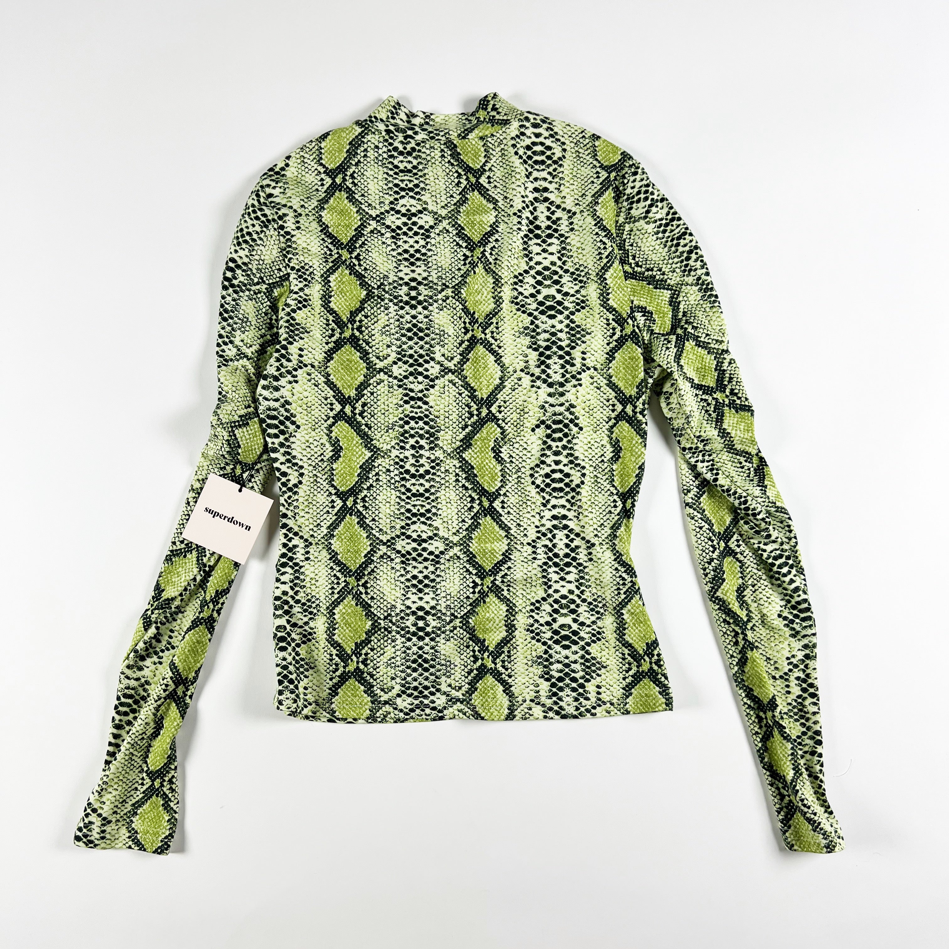 NEW Superdown Polina Cut Out Mock Neck Long Sleeve Snake Python Tee Shirt Blouse