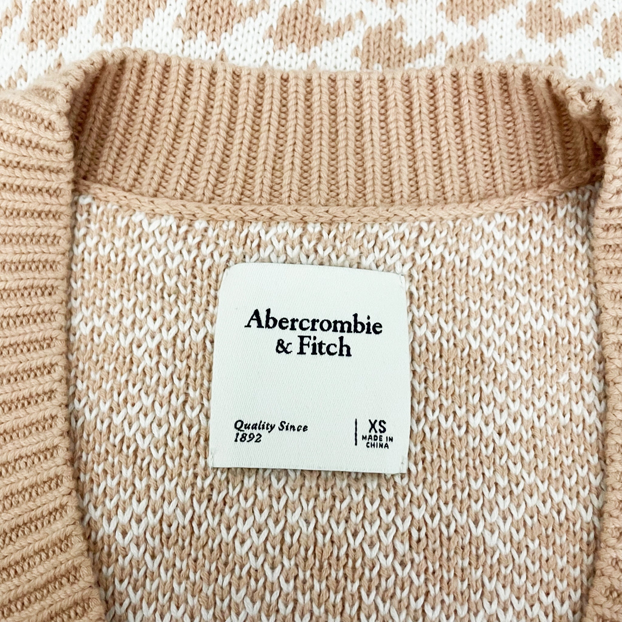 NEW Abercrombie & Fitch Cotton Blend Knit Stretch V Neck Sleeveless Sweater Vest