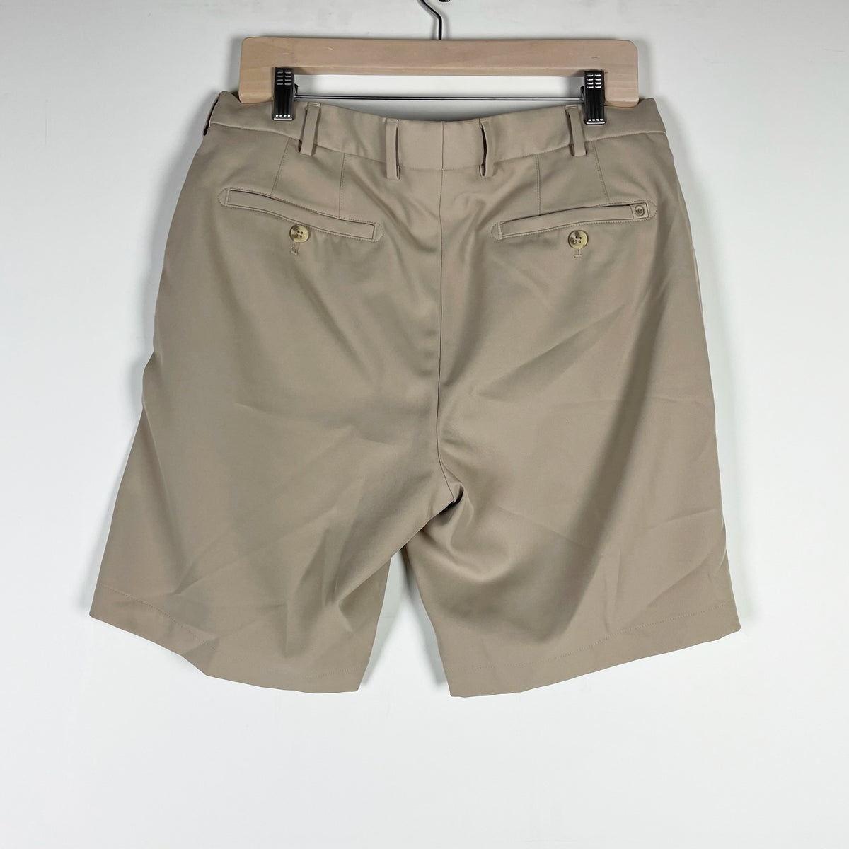 Peter Millar Men's Mid Rise Flat Front Casual Shorts Solid Khaki 33