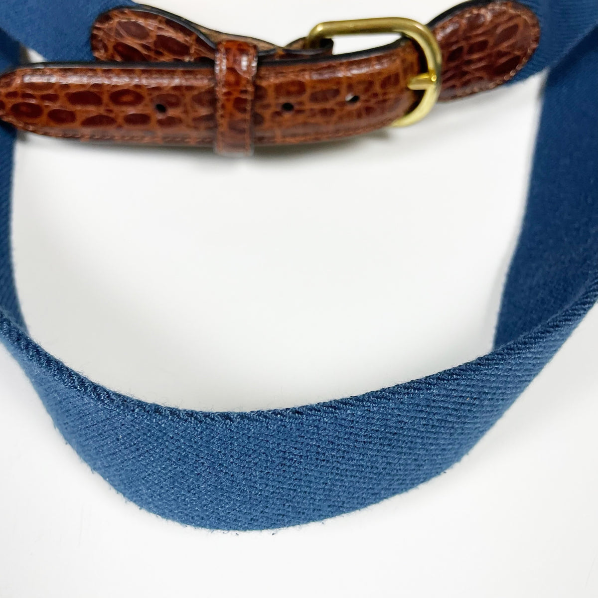 Barrons-Hunter Men's Woven Weave Croc Embossed Genuine Leather Trim Belt Blue
