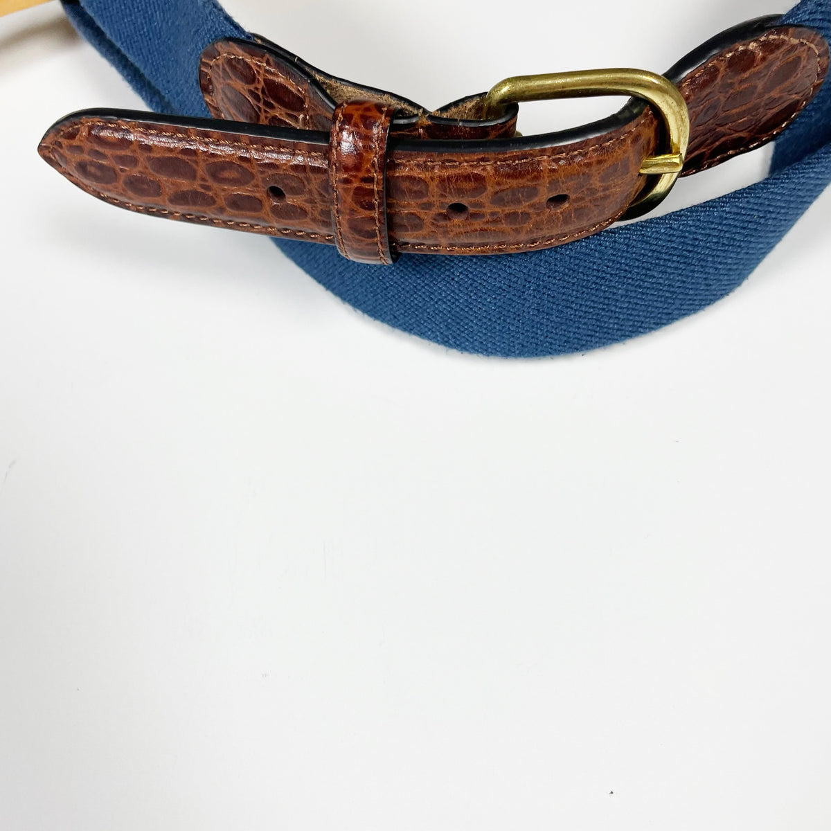 Barrons-Hunter Men's Woven Weave Croc Embossed Genuine Leather Trim Belt Blue