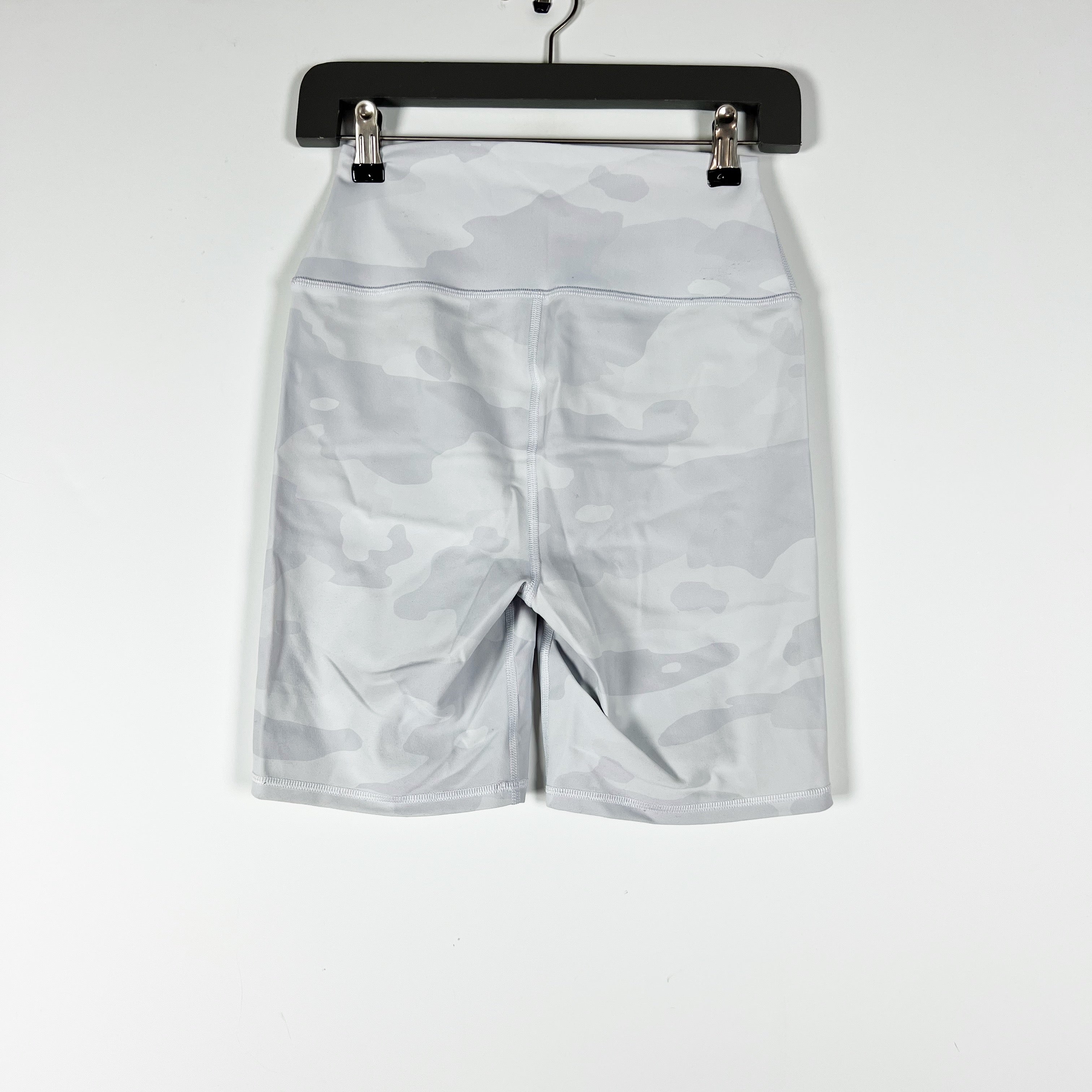 Alo Yoga Women's High Rise Pull On Athletic Work Out Bike Shorts Gray White M